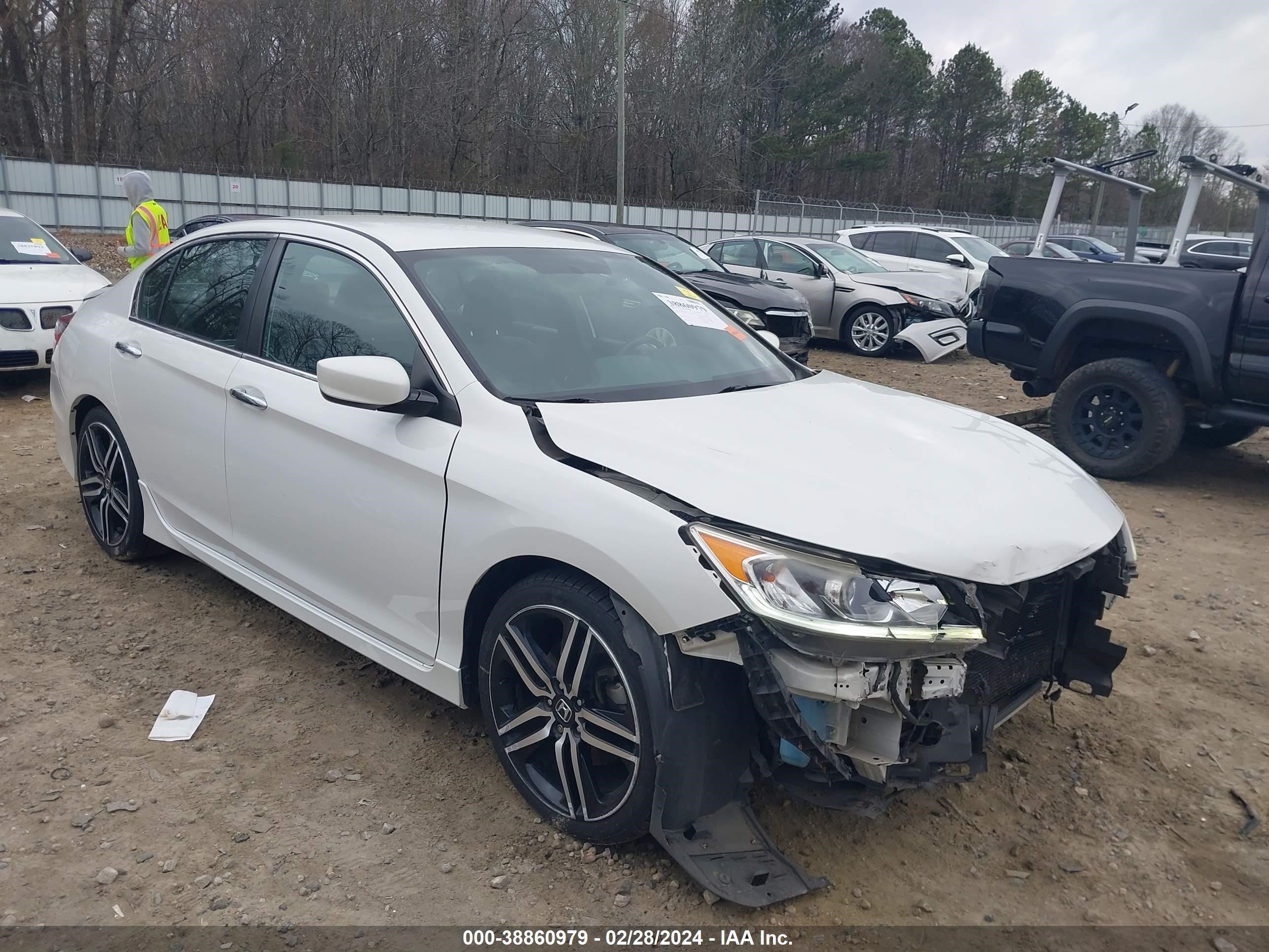 HONDA ACCORD 2017 1hgcr2f10ha078011