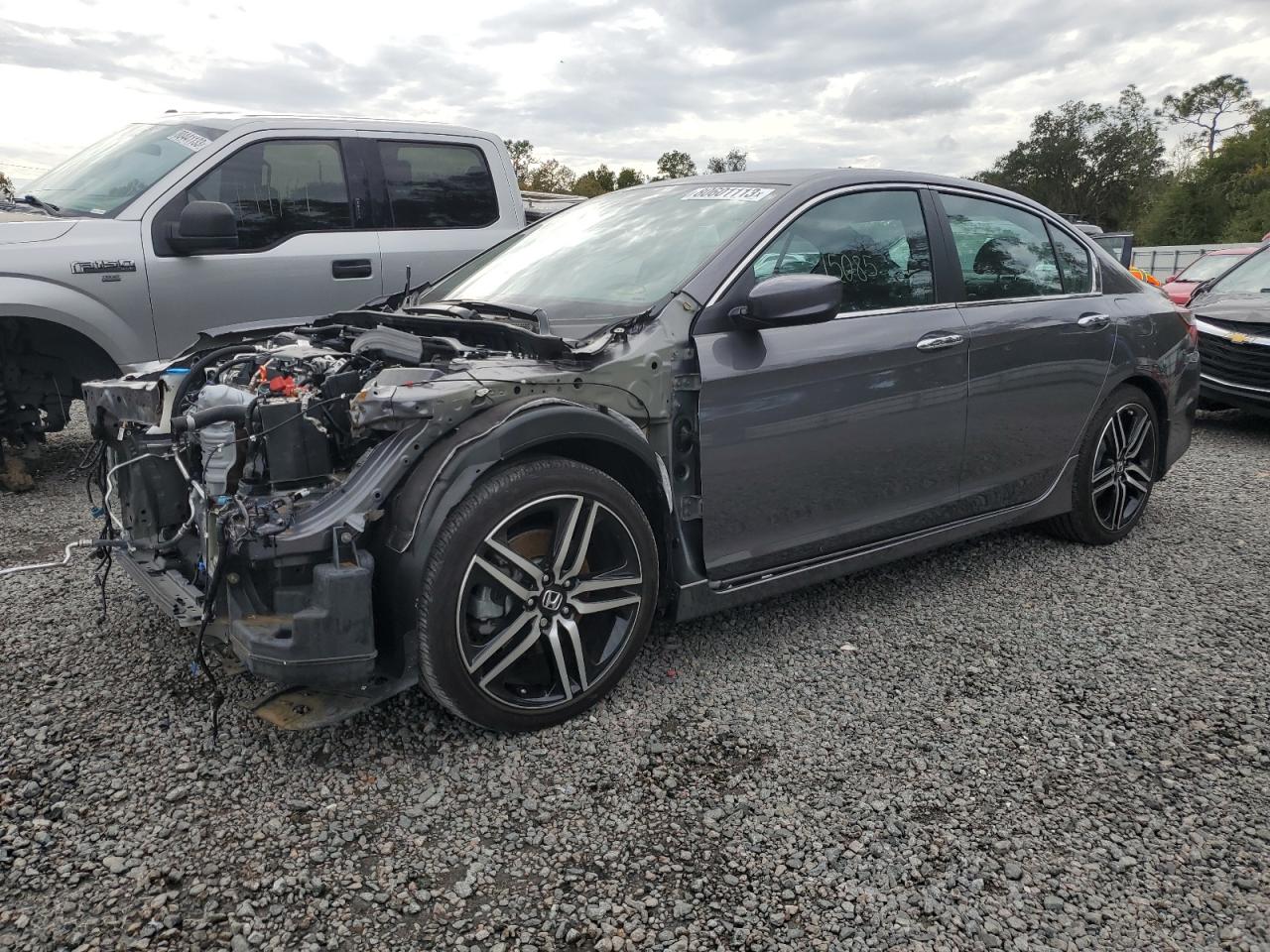 HONDA ACCORD 2017 1hgcr2f10ha295770