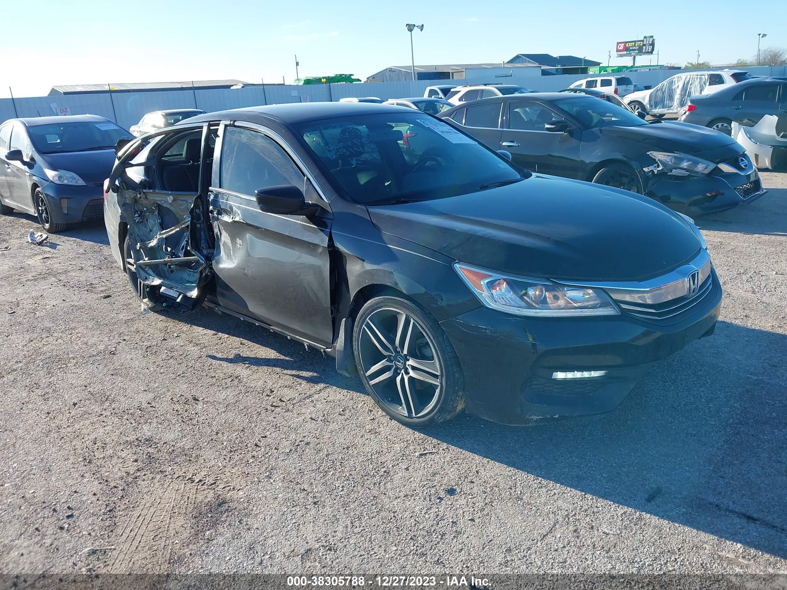 HONDA ACCORD 2017 1hgcr2f11ha183320