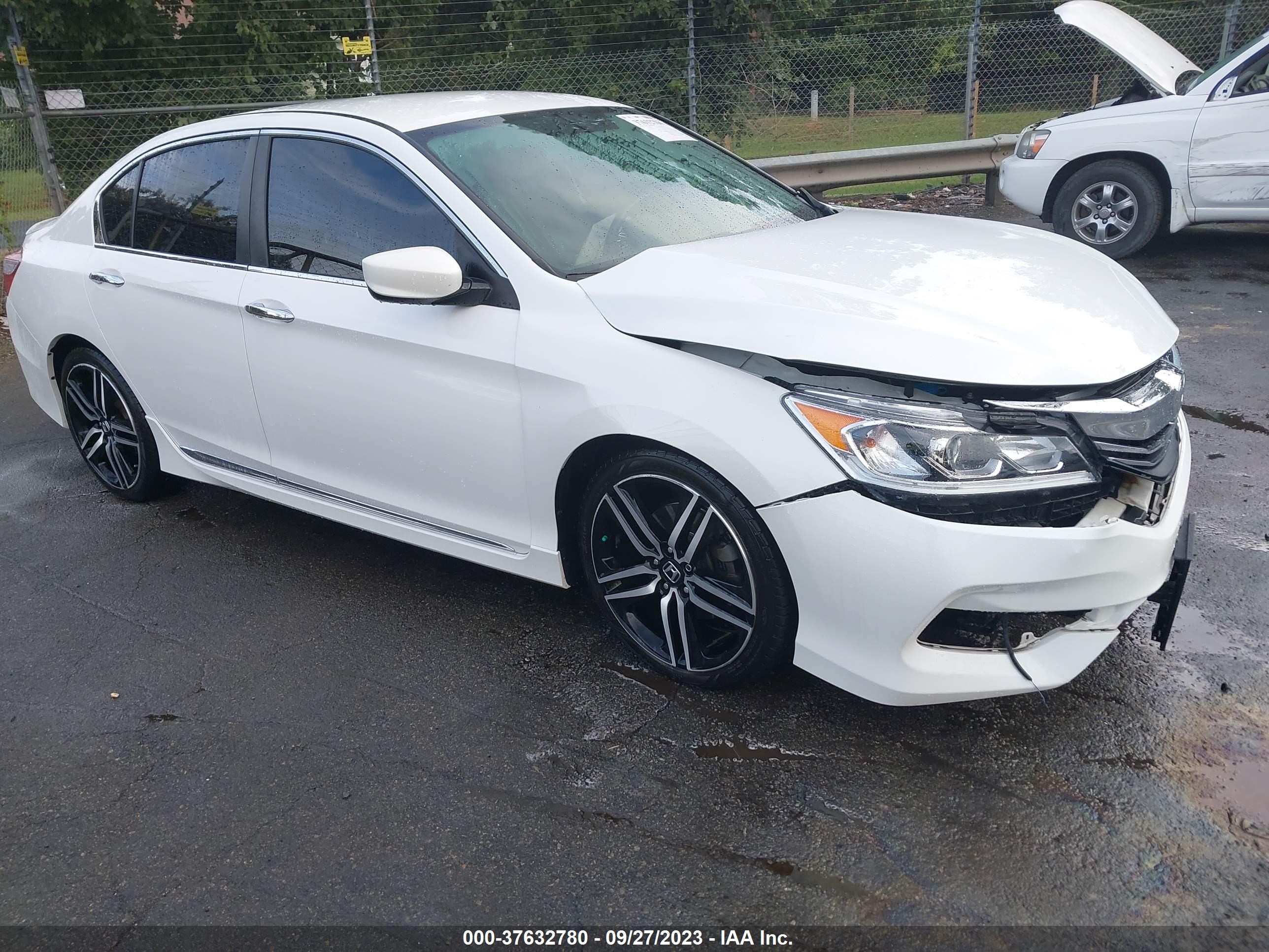 HONDA ACCORD 2017 1hgcr2f13ha031197