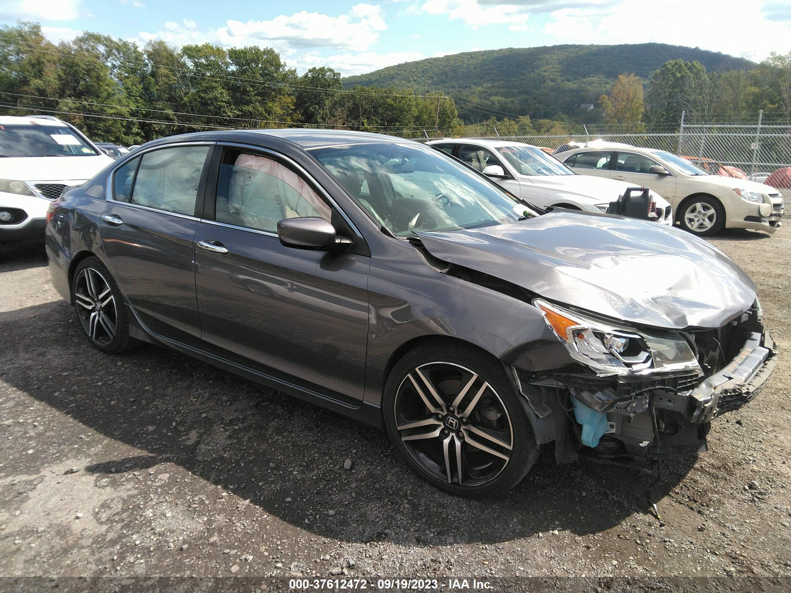 HONDA ACCORD 2017 1hgcr2f13ha160007