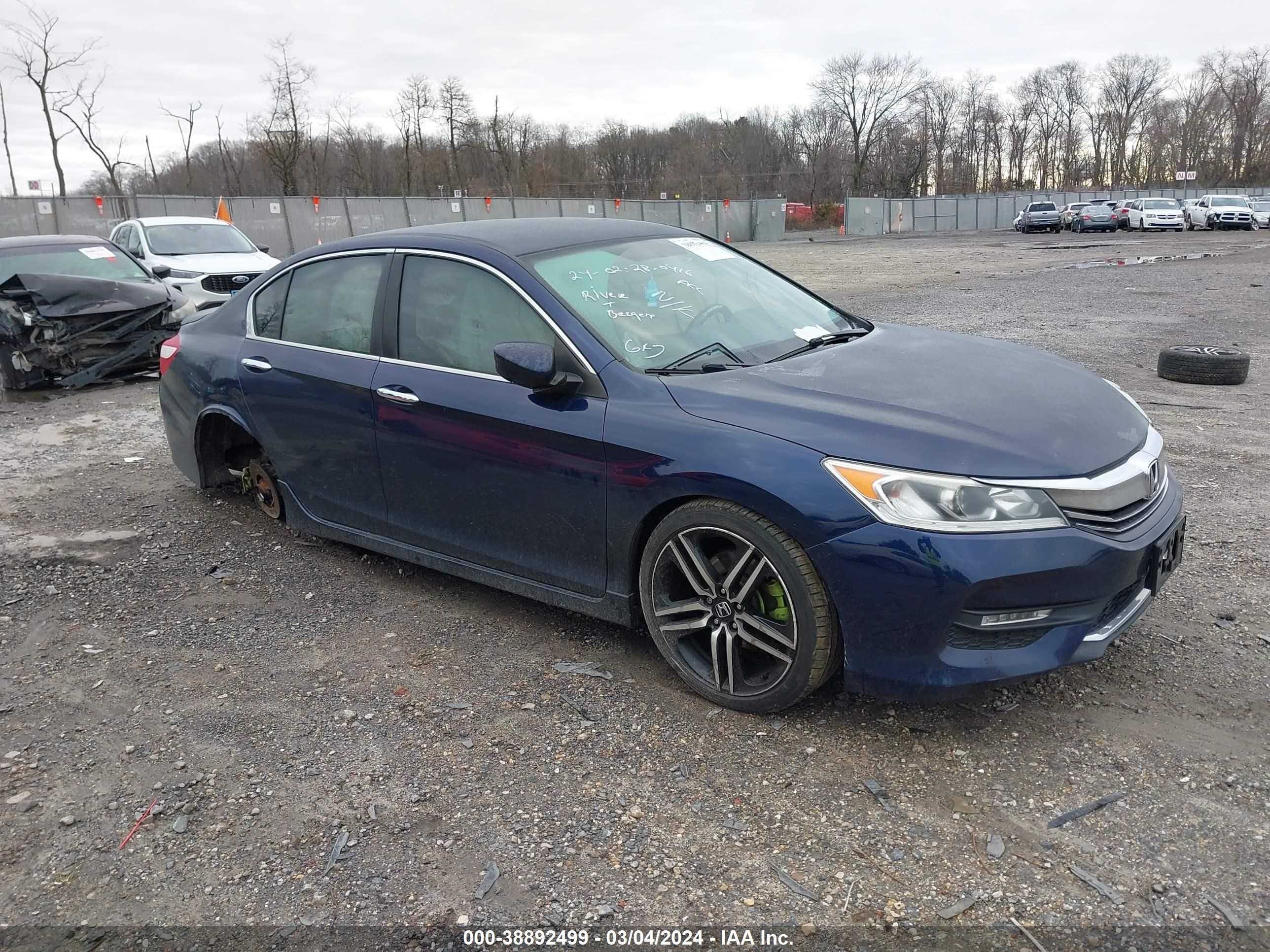 HONDA ACCORD 2017 1hgcr2f14ha001190