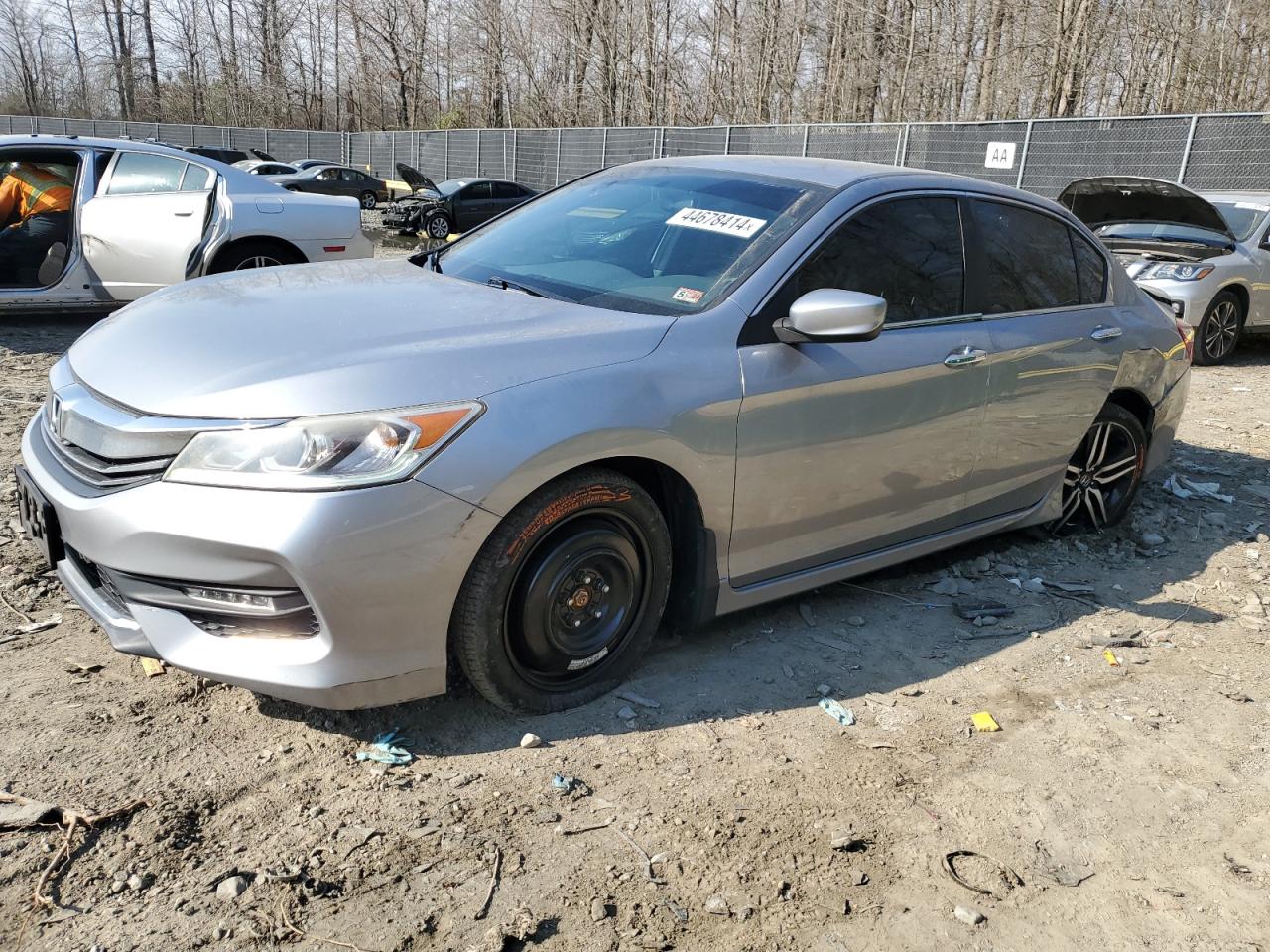 HONDA ACCORD 2017 1hgcr2f15ha010657