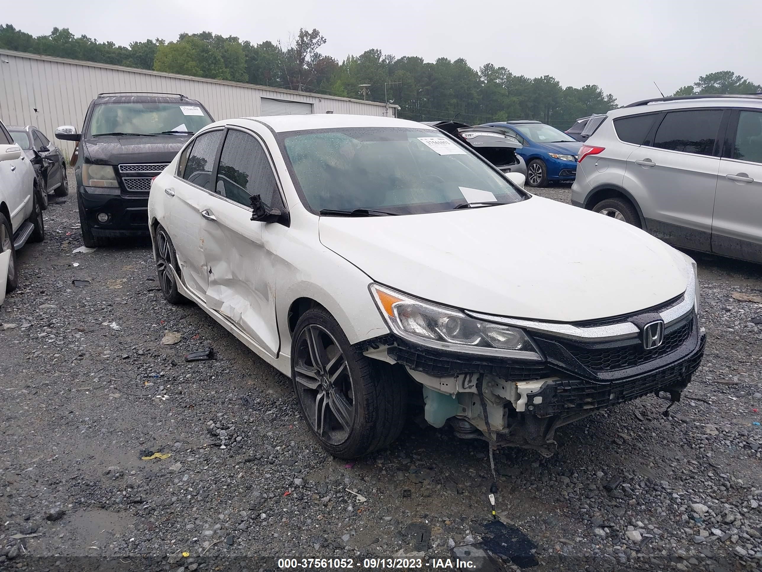 HONDA ACCORD 2017 1hgcr2f15ha048213