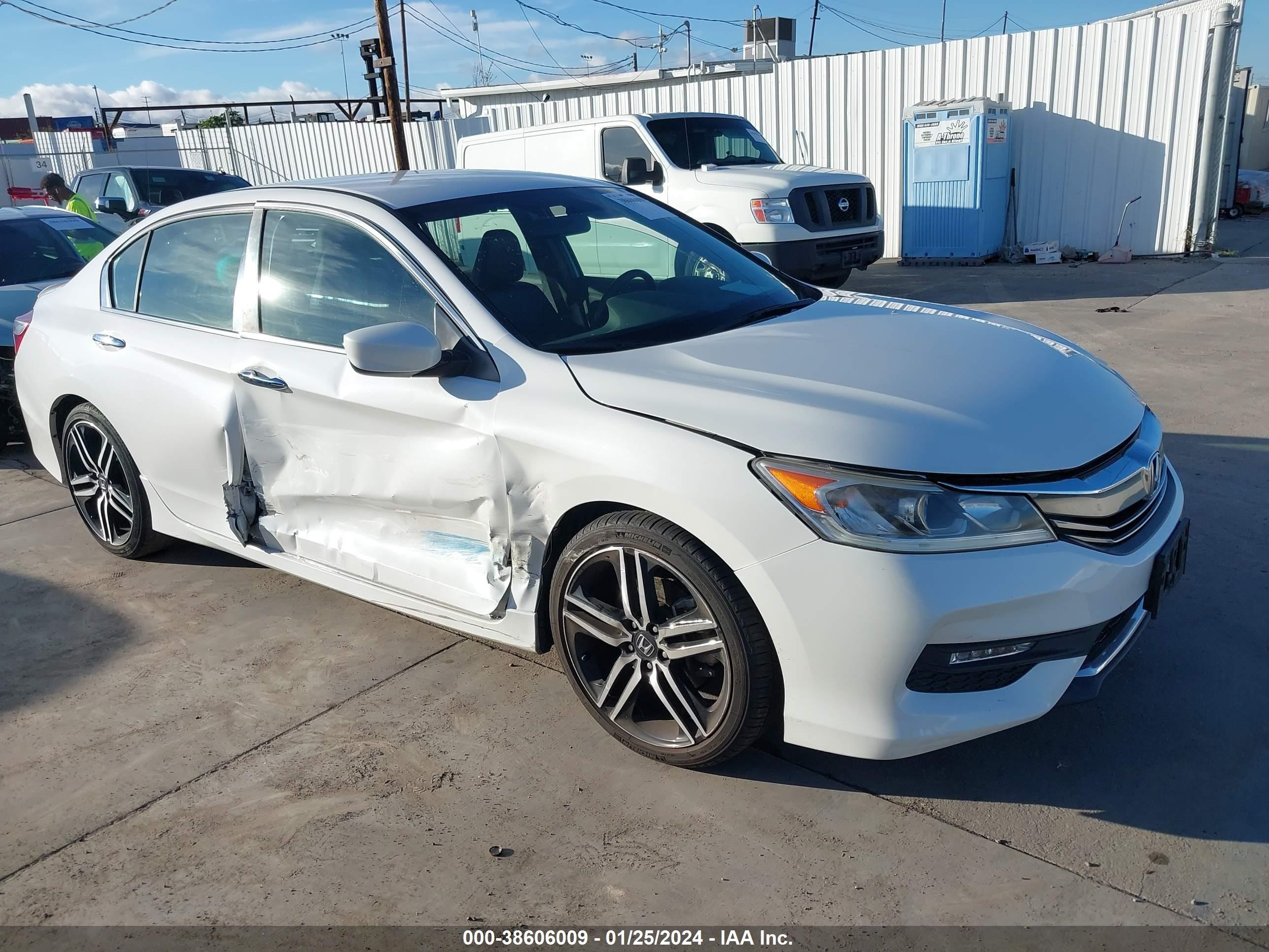 HONDA ACCORD 2017 1hgcr2f15ha213385