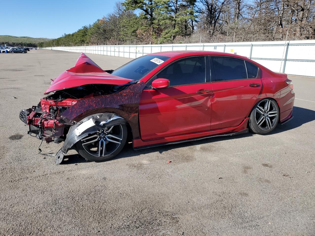 HONDA ACCORD 2017 1hgcr2f16ha245245