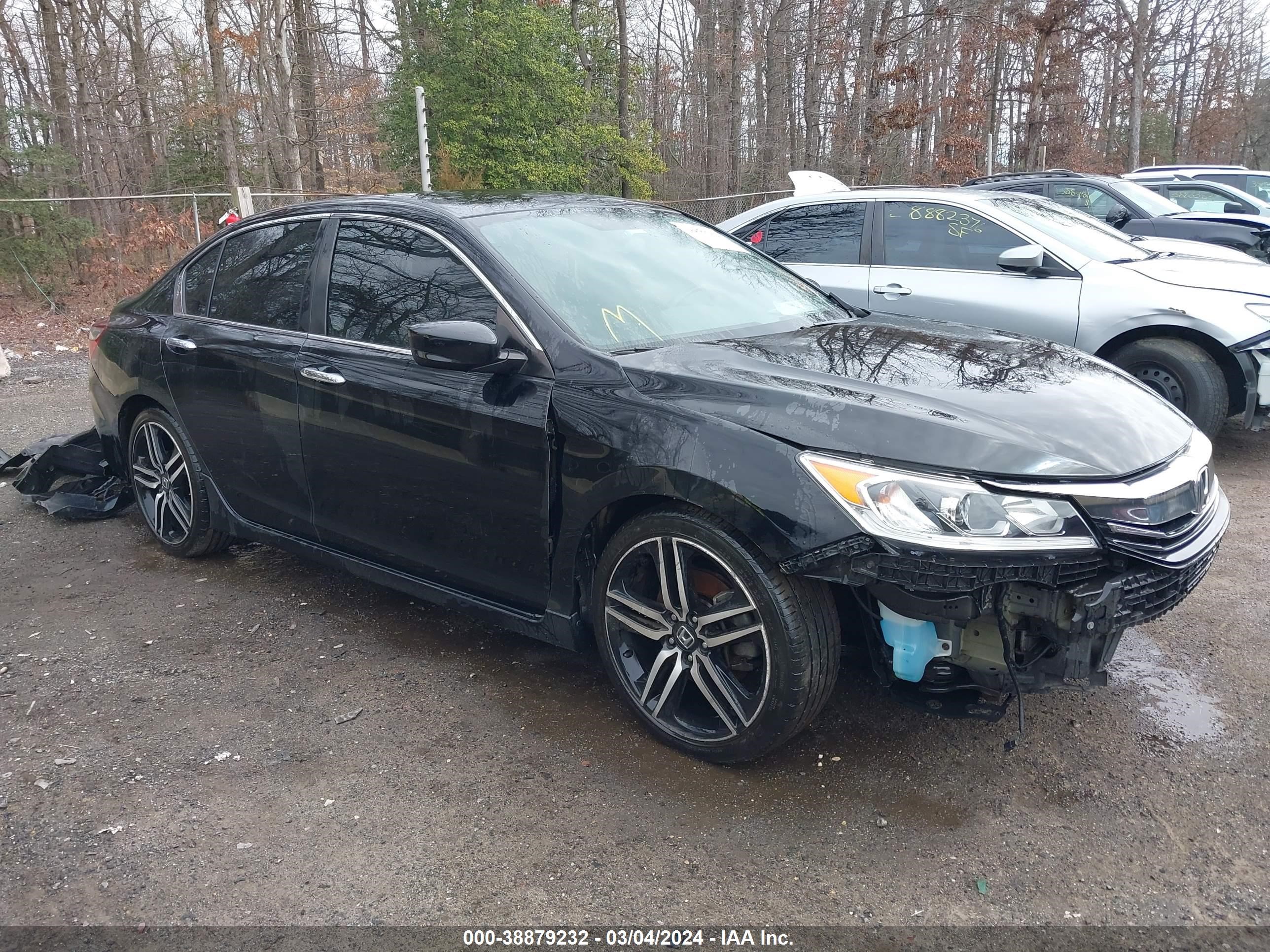 HONDA ACCORD 2017 1hgcr2f17ha007274