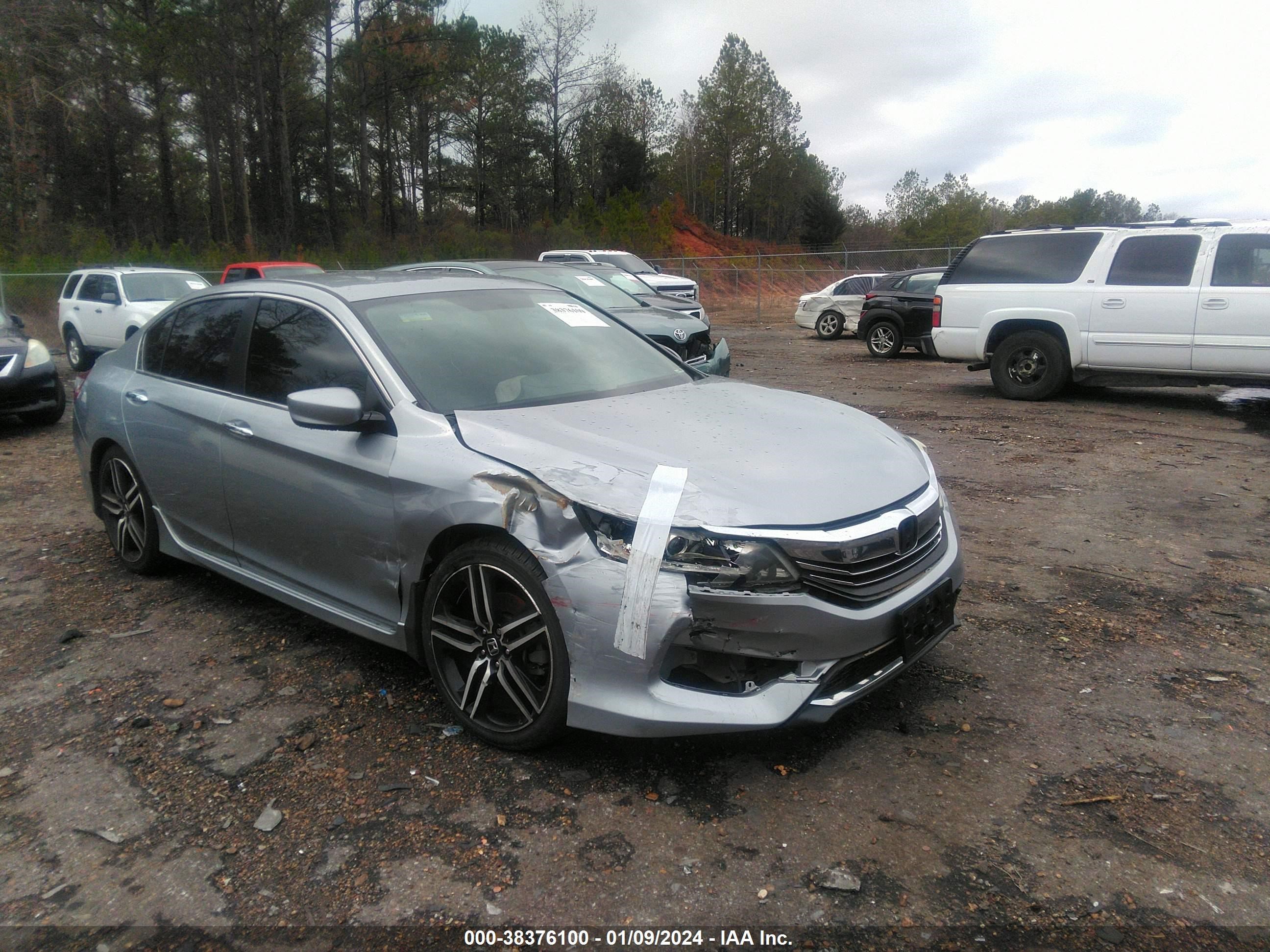 HONDA ACCORD 2017 1hgcr2f17ha016878