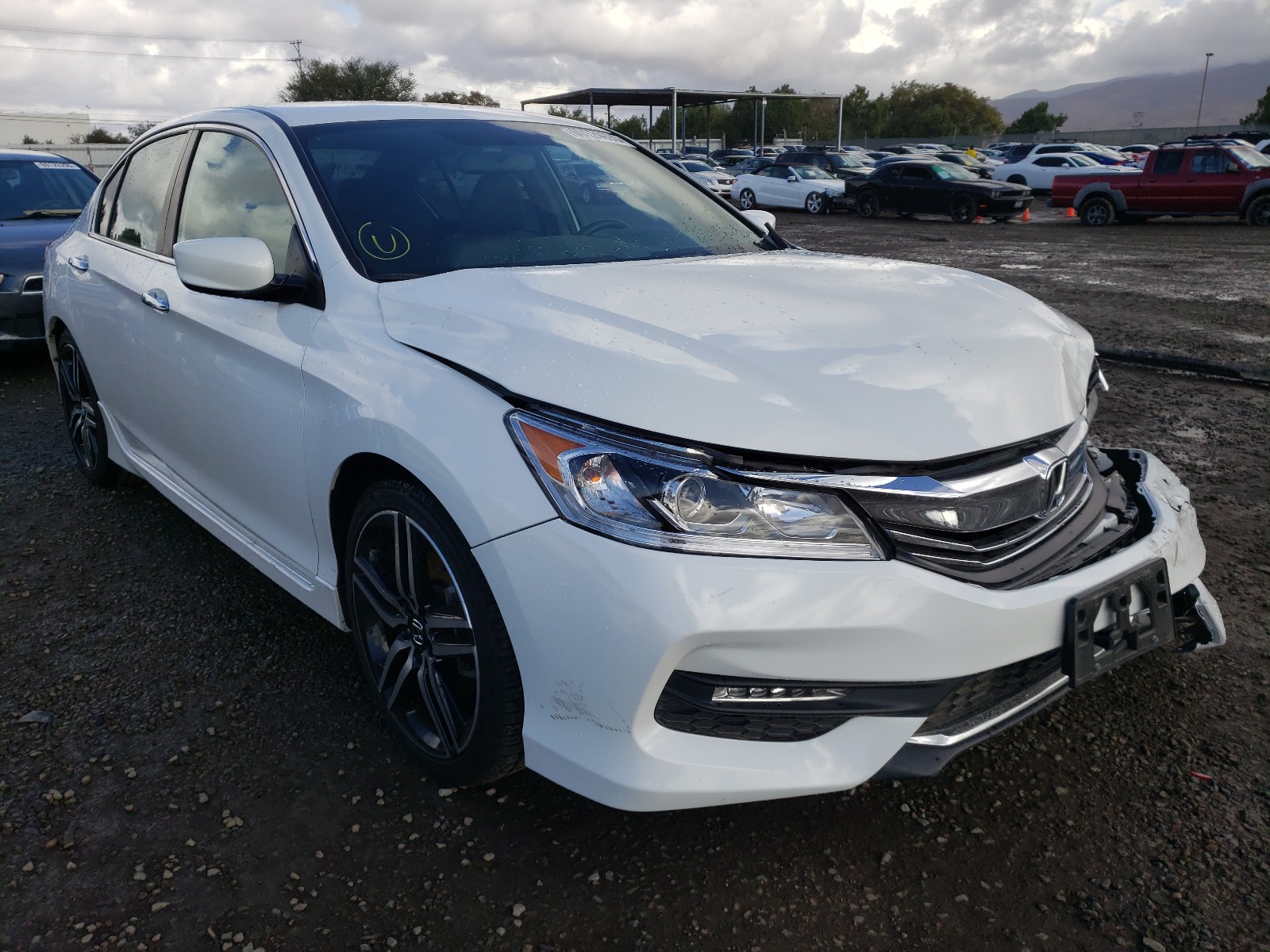 HONDA ACCORD SPO 2017 1hgcr2f18ha137175