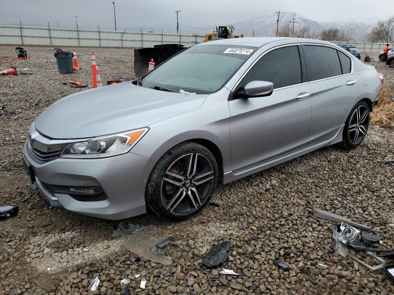 HONDA ACCORD 2017 1hgcr2f18ha207788