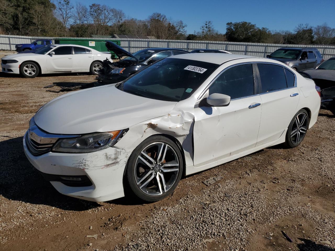 HONDA ACCORD 2017 1hgcr2f18ha233596