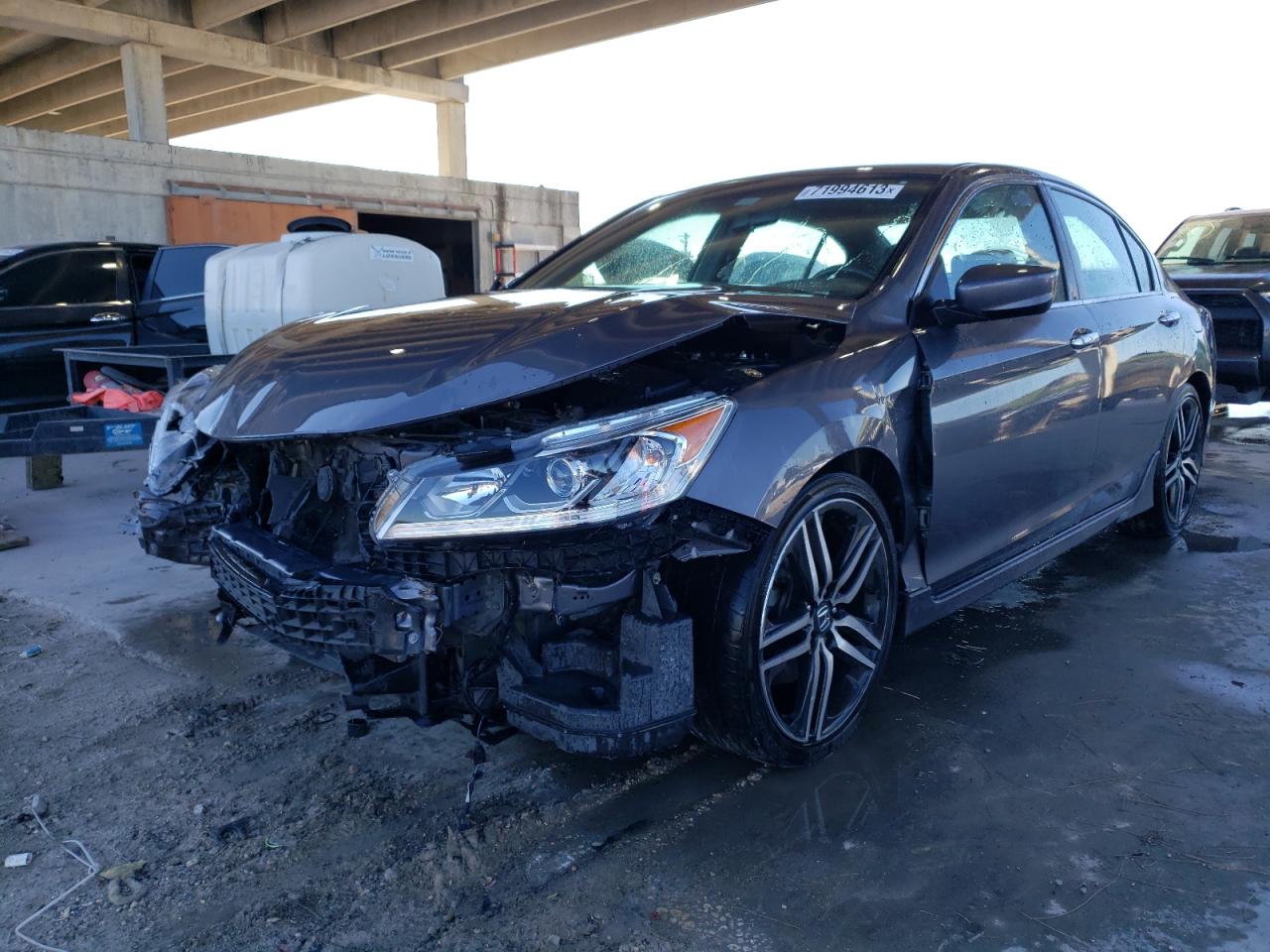 HONDA ACCORD 2017 1hgcr2f18ha277789