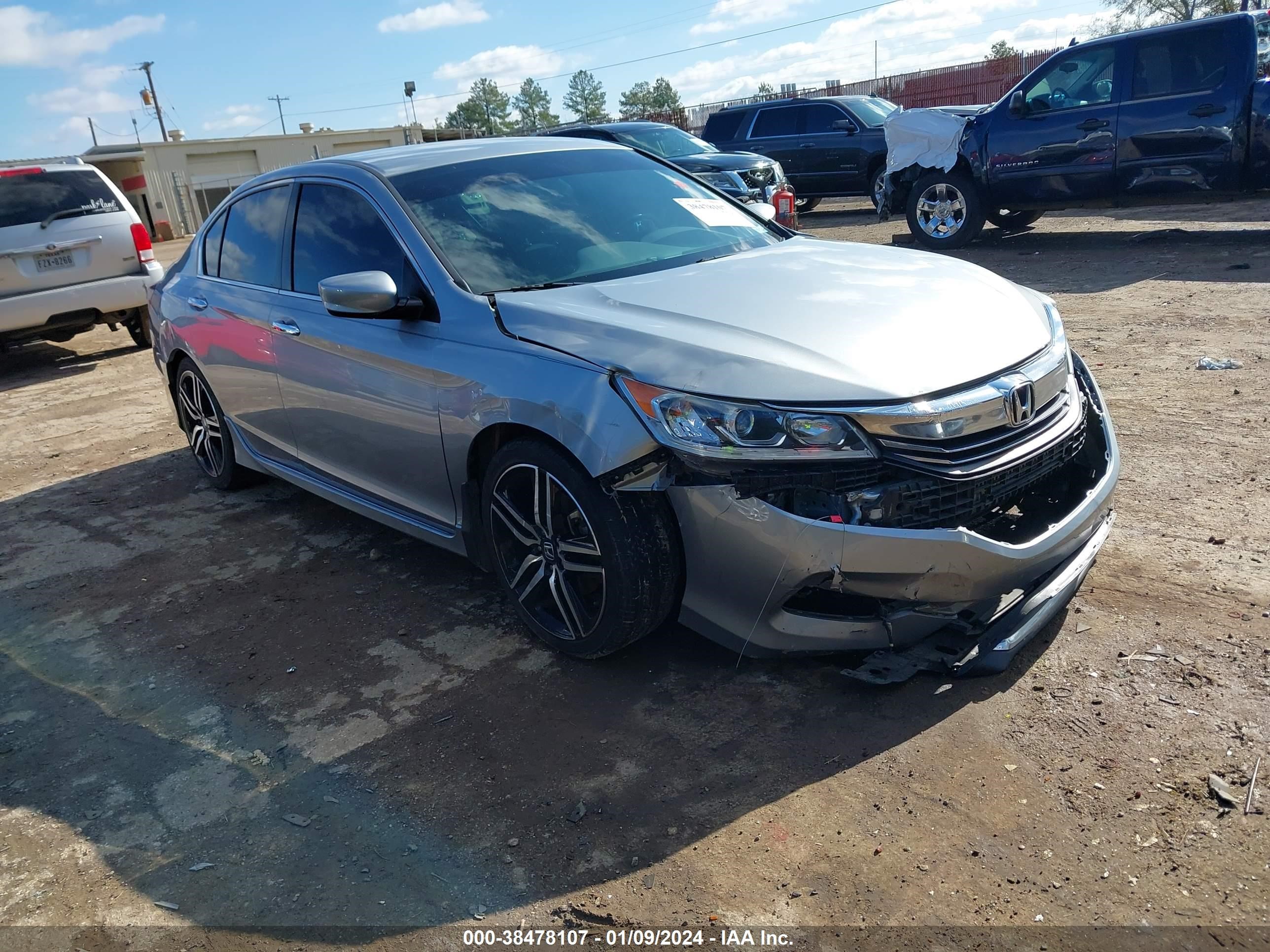 HONDA ACCORD 2017 1hgcr2f1xha128543