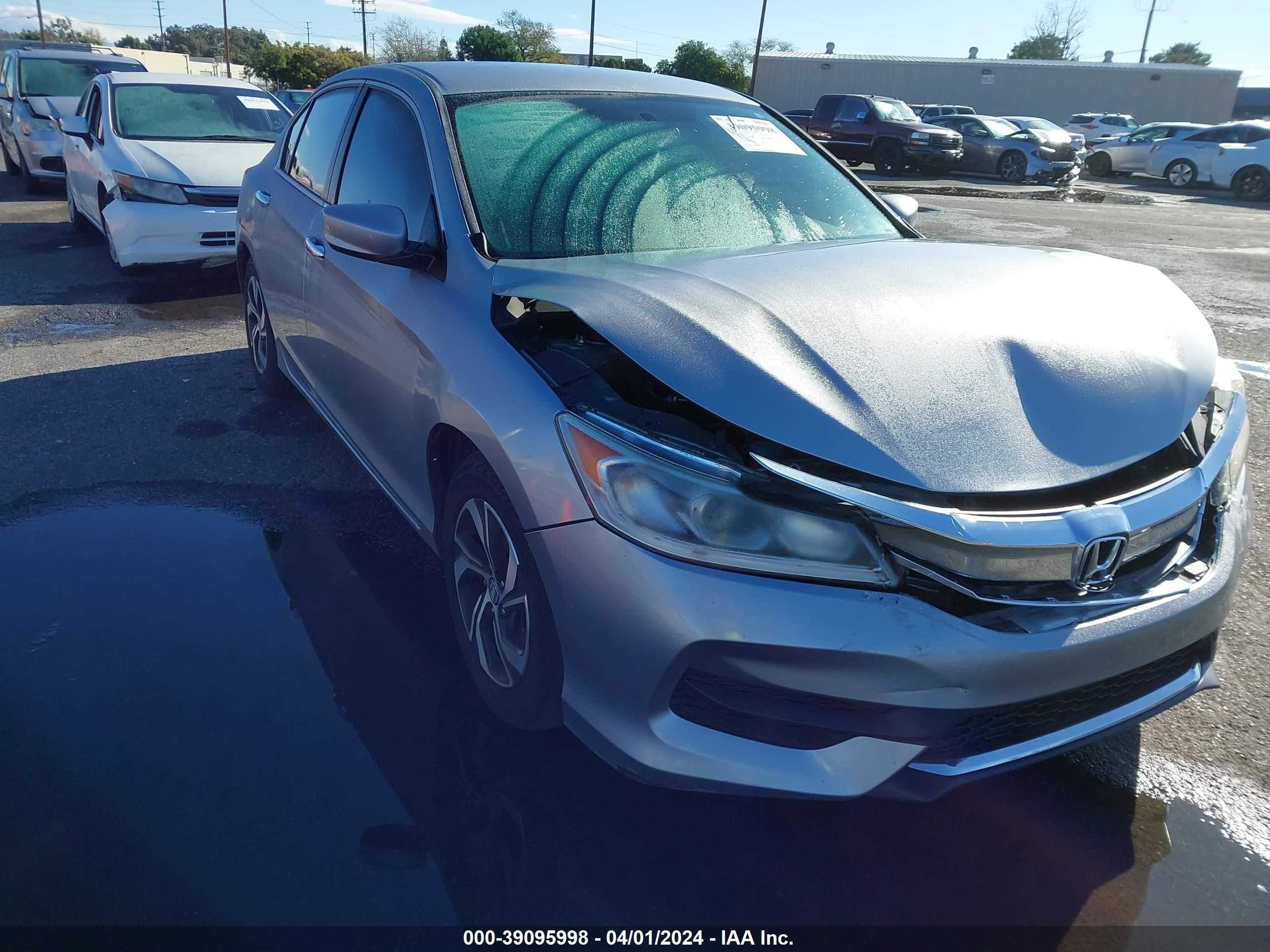 HONDA ACCORD 2017 1hgcr2f30ha142954