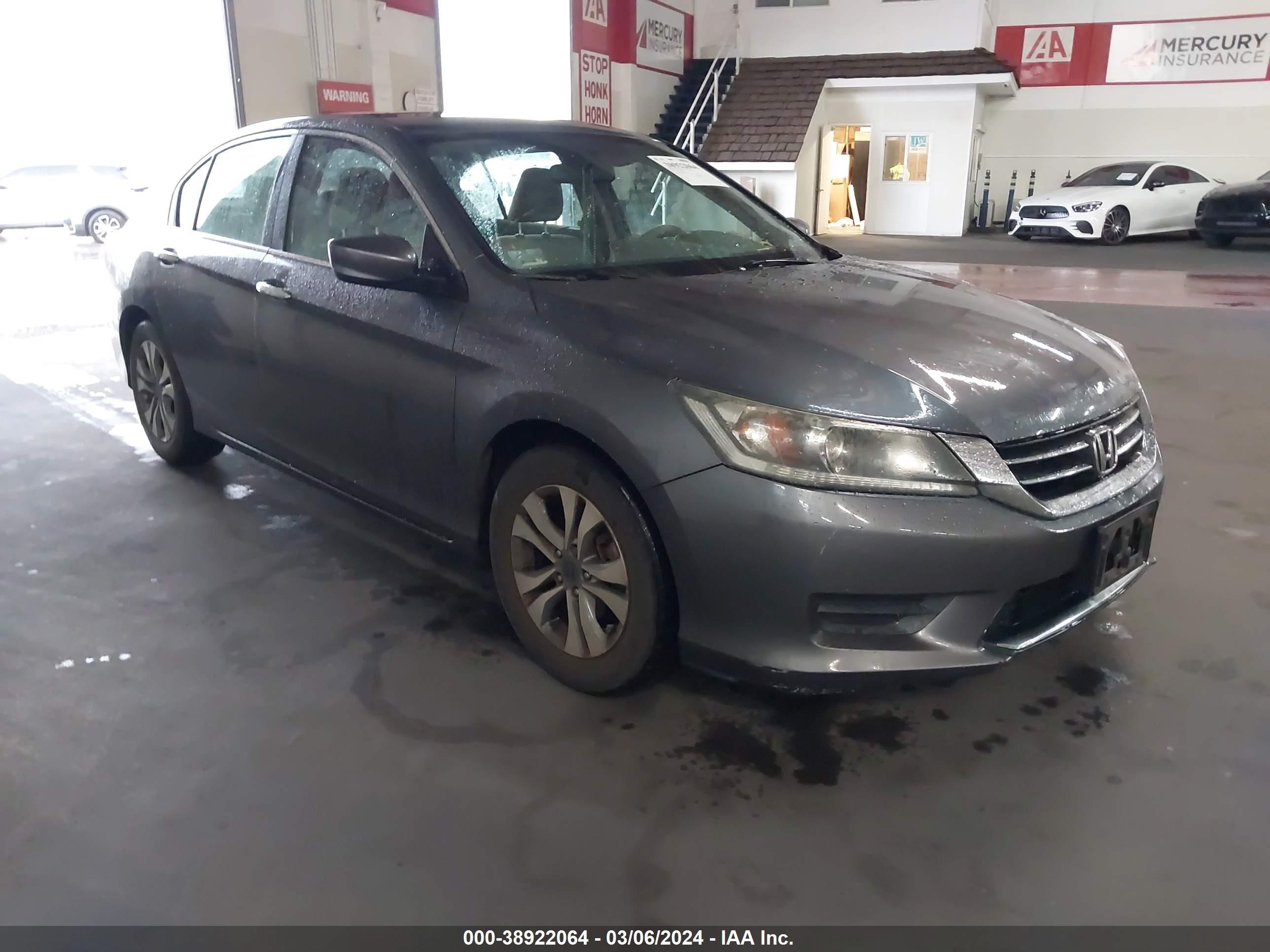 HONDA ACCORD 2015 1hgcr2f31fa132236