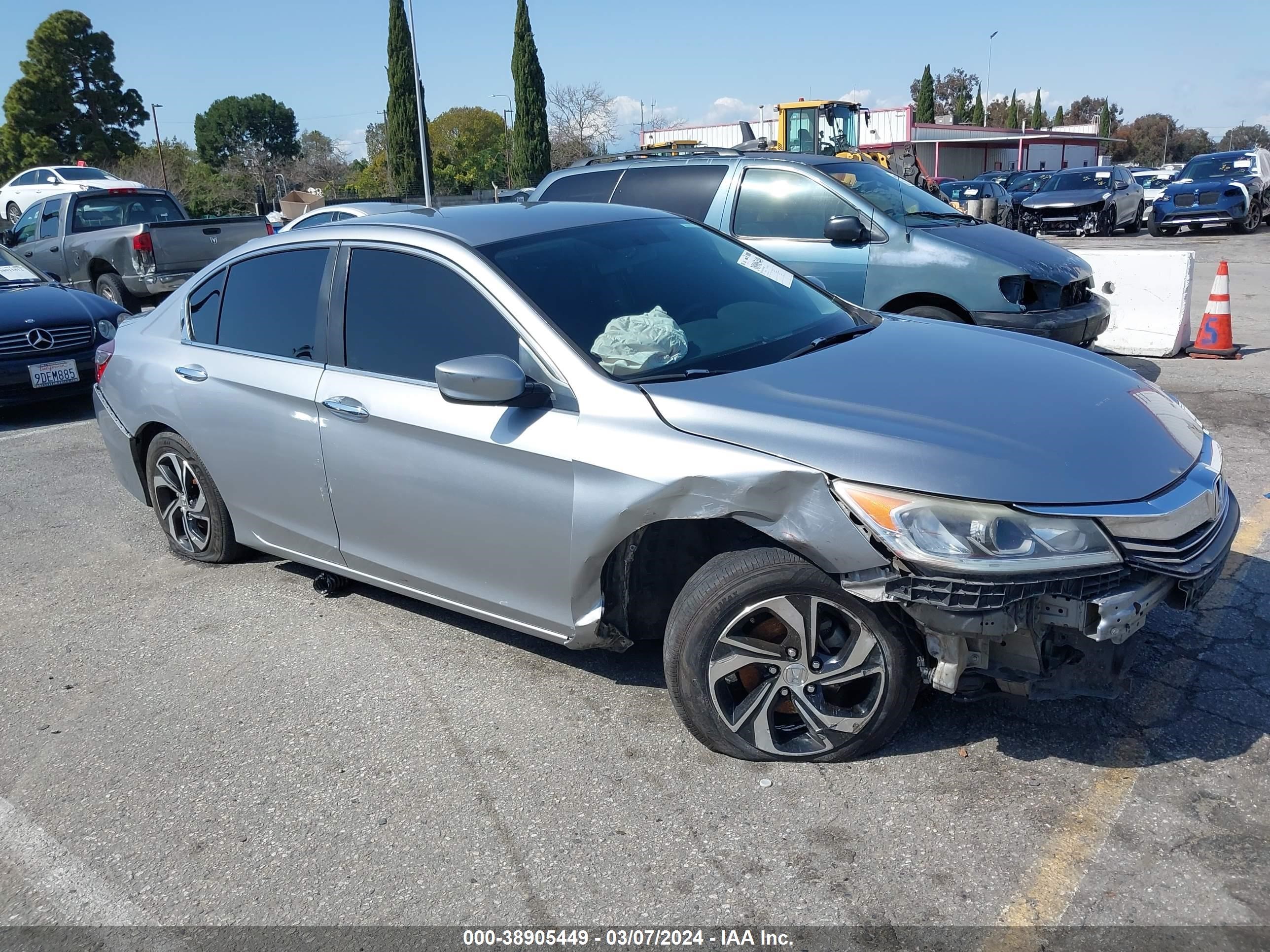 HONDA ACCORD 2016 1hgcr2f31ga221712