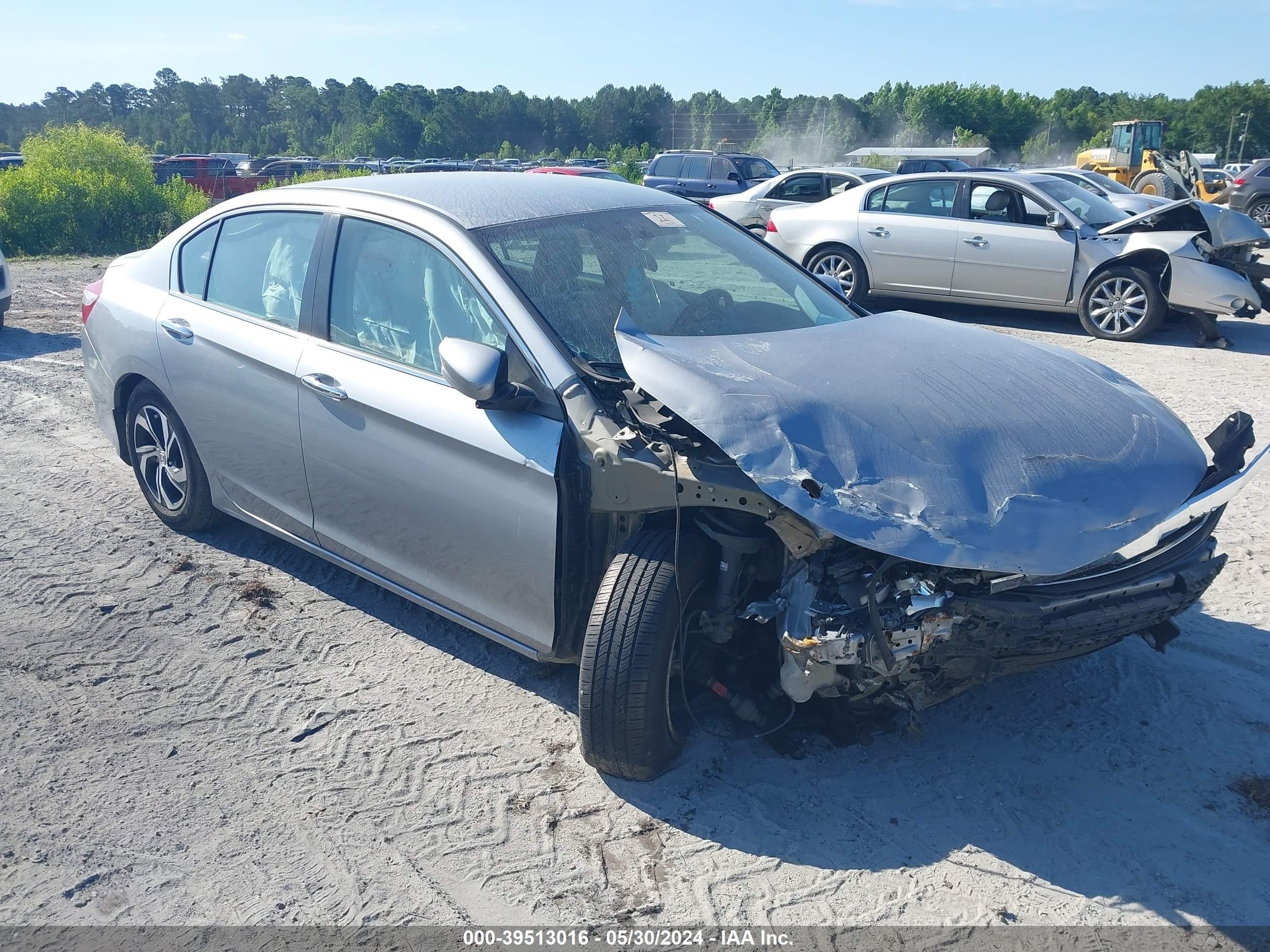 HONDA ACCORD 2017 1hgcr2f31ha084272