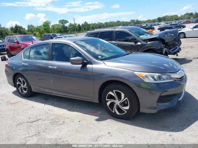 HONDA ACCORD 2017 1hgcr2f31ha271852