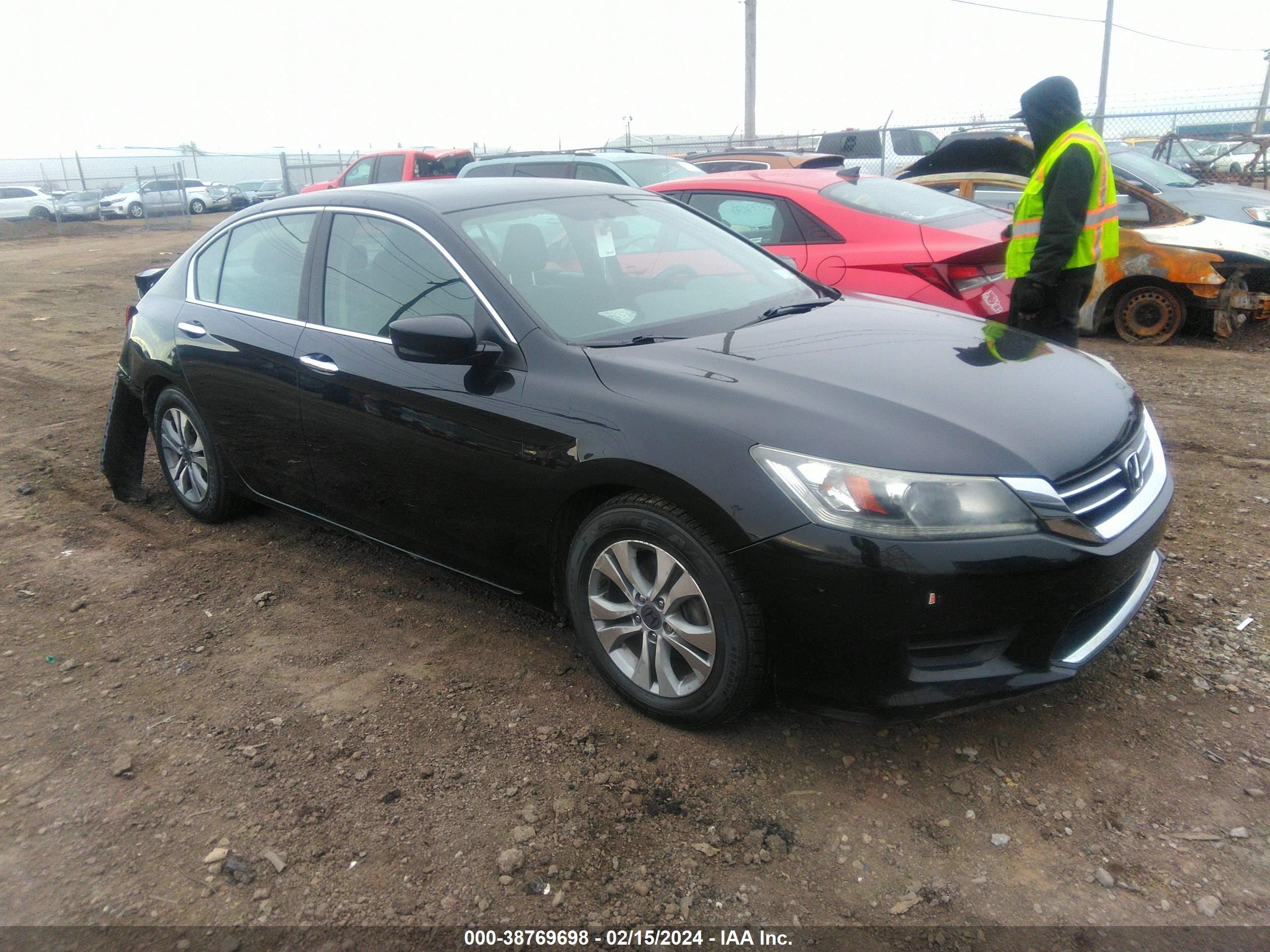 HONDA ACCORD 2015 1hgcr2f32fa088568