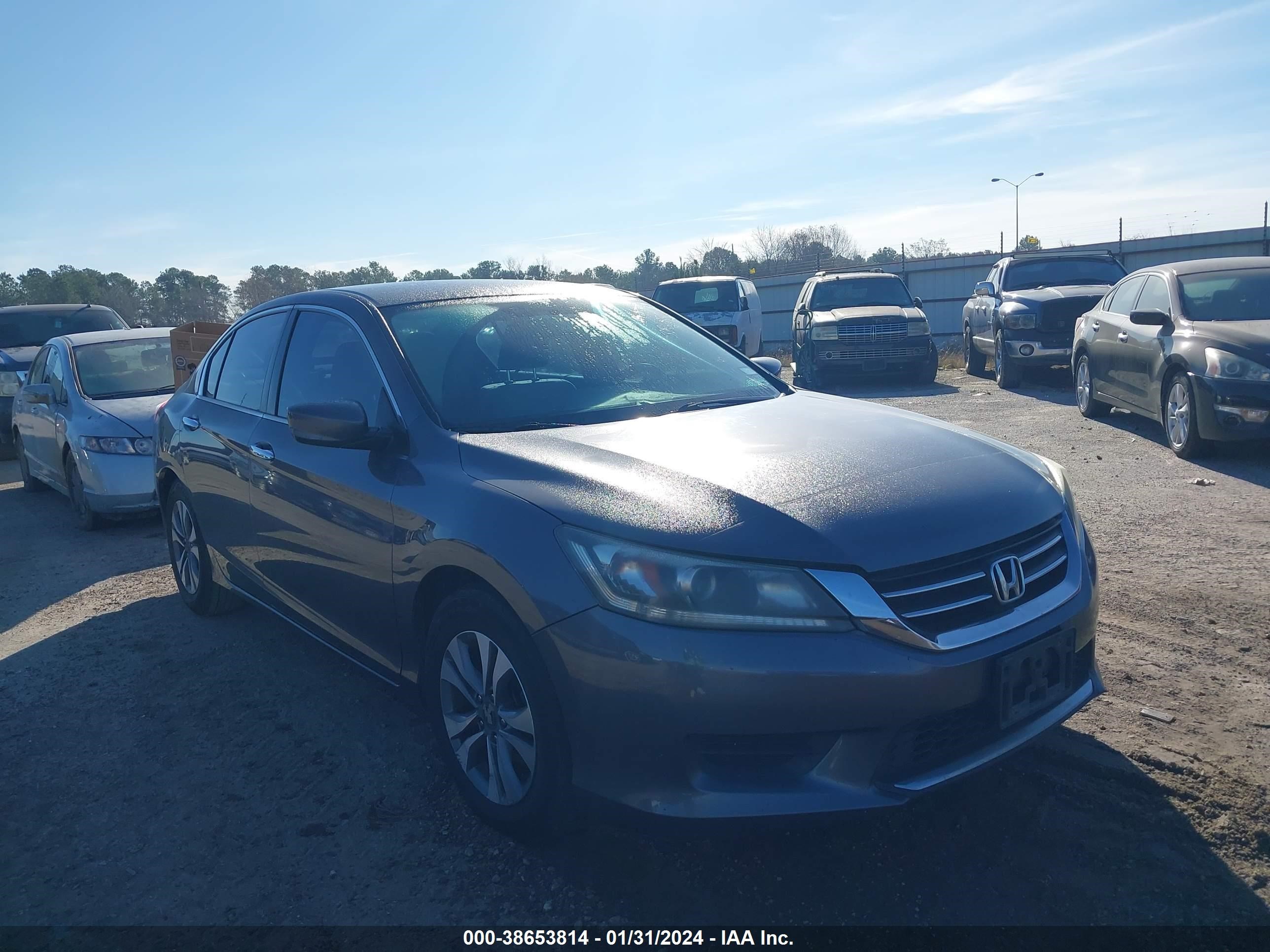 HONDA ACCORD 2015 1hgcr2f32fa121777