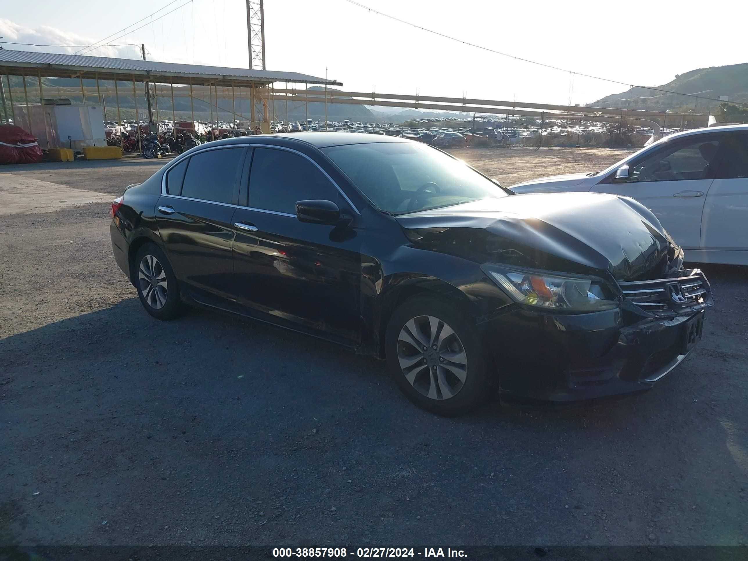 HONDA ACCORD 2015 1hgcr2f32fa144377