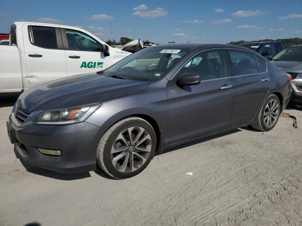 HONDA ACCORD 2015 1hgcr2f32fa235083