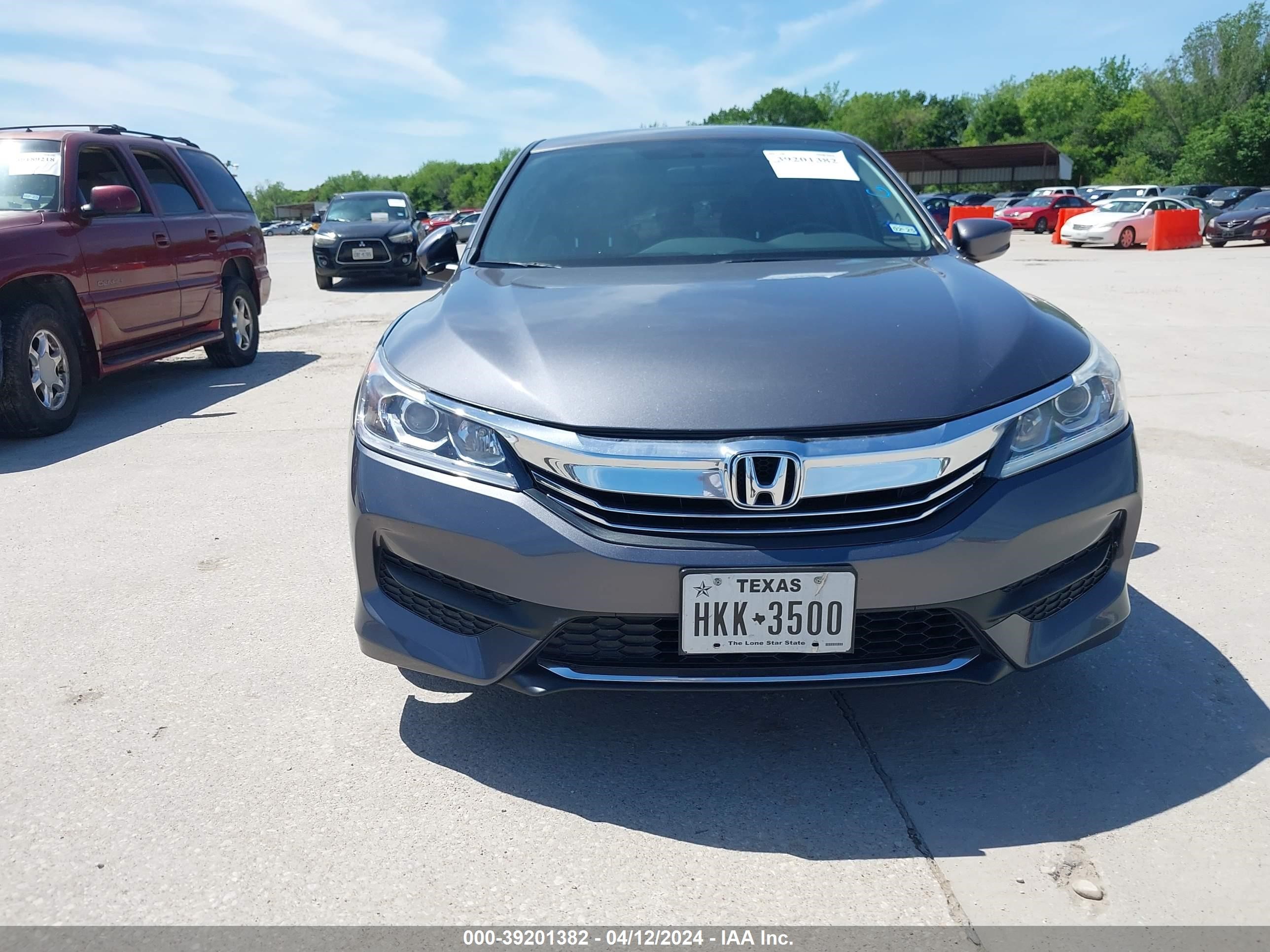 HONDA ACCORD 2016 1hgcr2f32ga138256