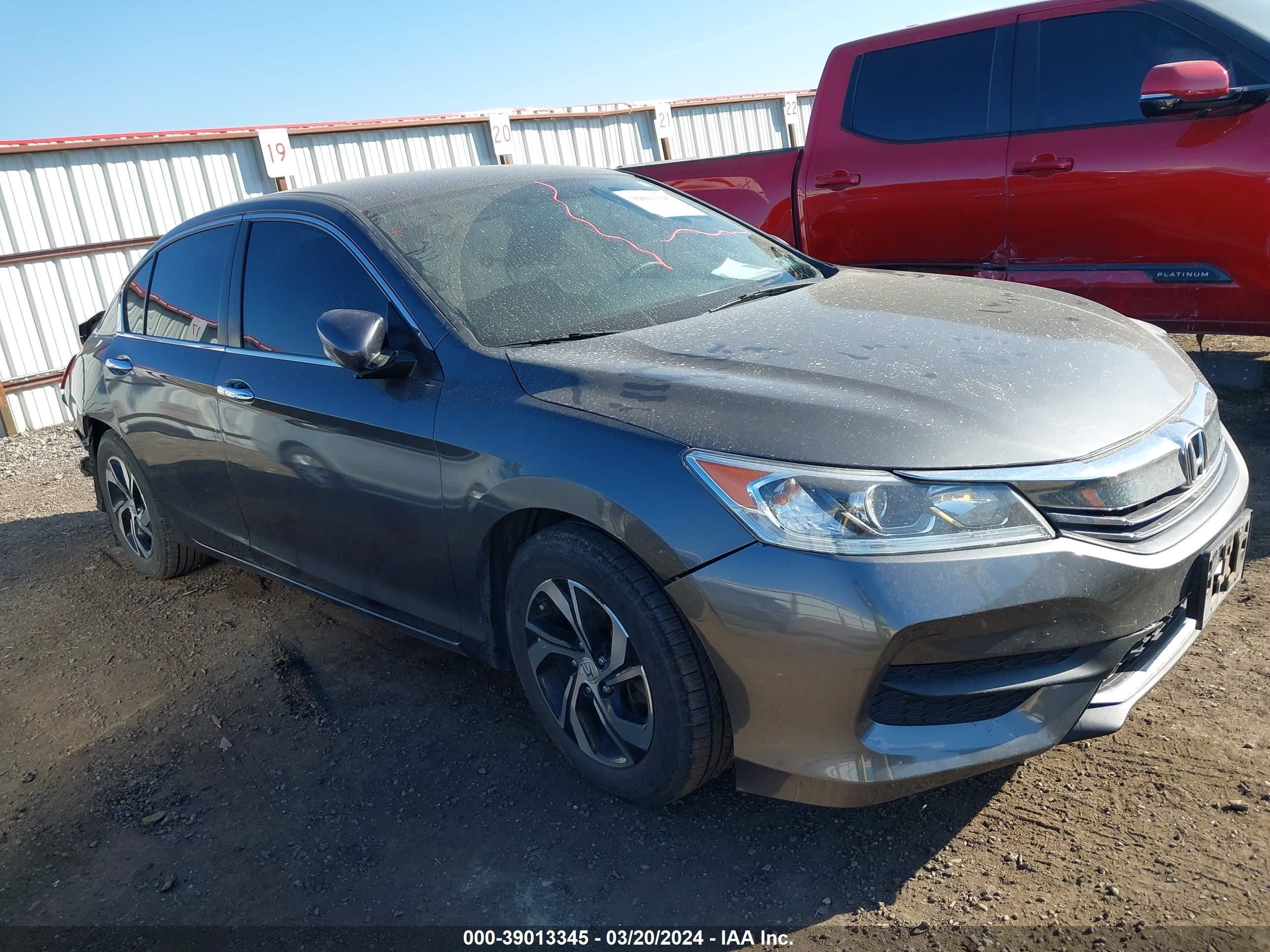 HONDA ACCORD 2017 1hgcr2f32ha160162