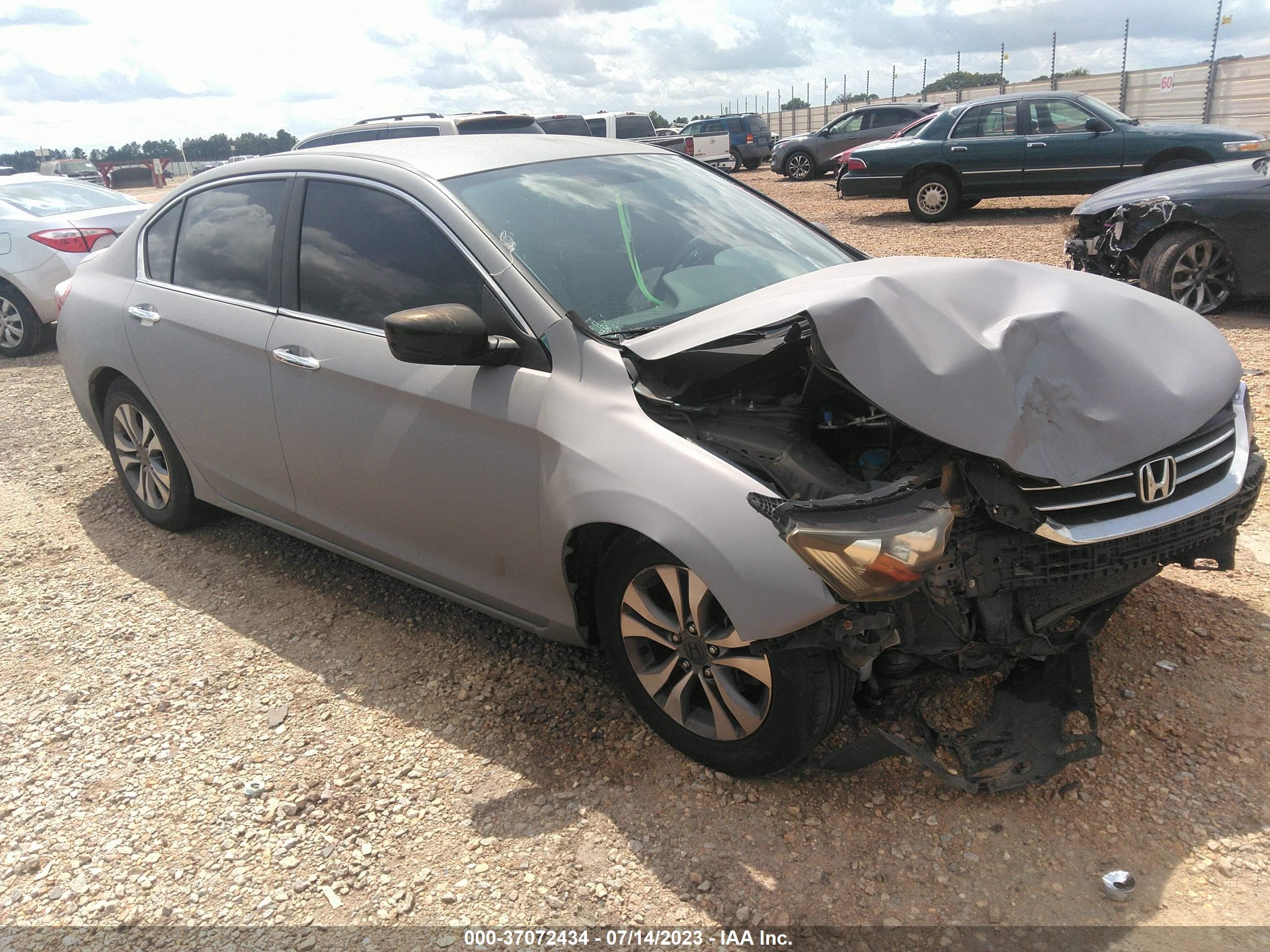 HONDA ACCORD 2014 1hgcr2f33ea034212