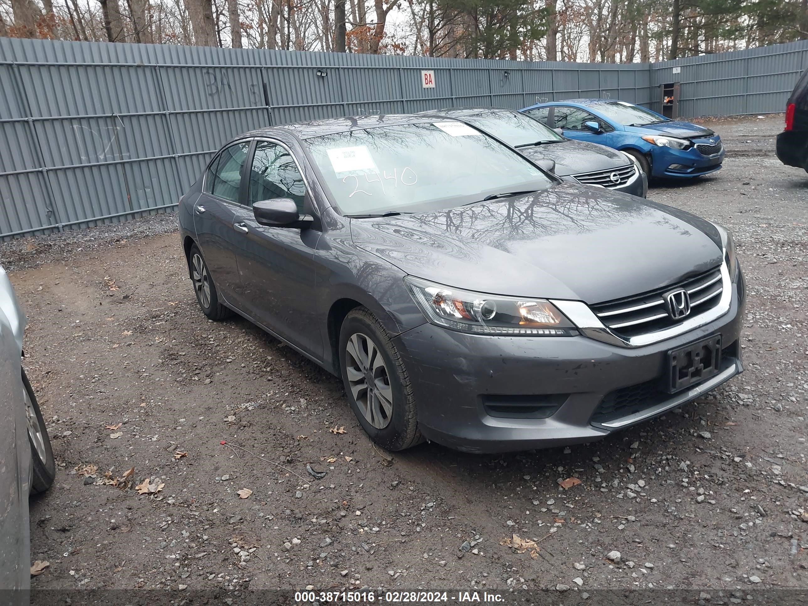 HONDA ACCORD 2015 1hgcr2f33fa172351