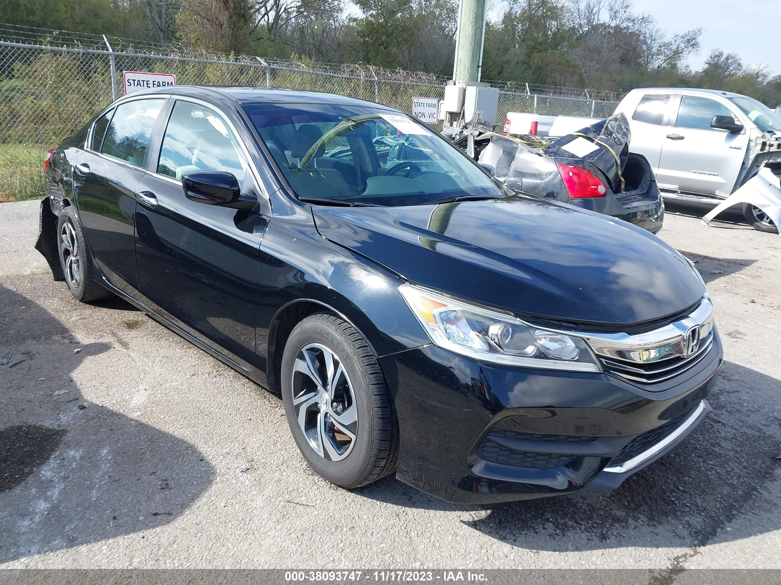 HONDA ACCORD 2017 1hgcr2f33ha260920