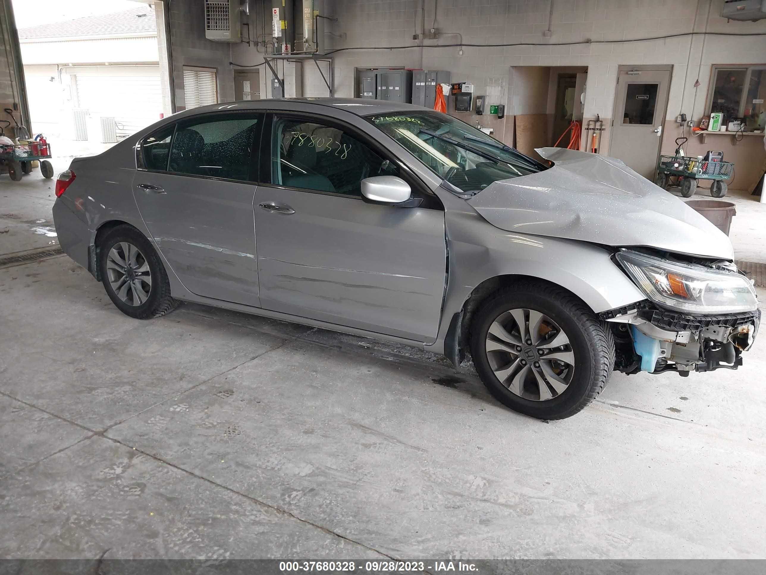 HONDA ACCORD 2015 1hgcr2f34fa037878