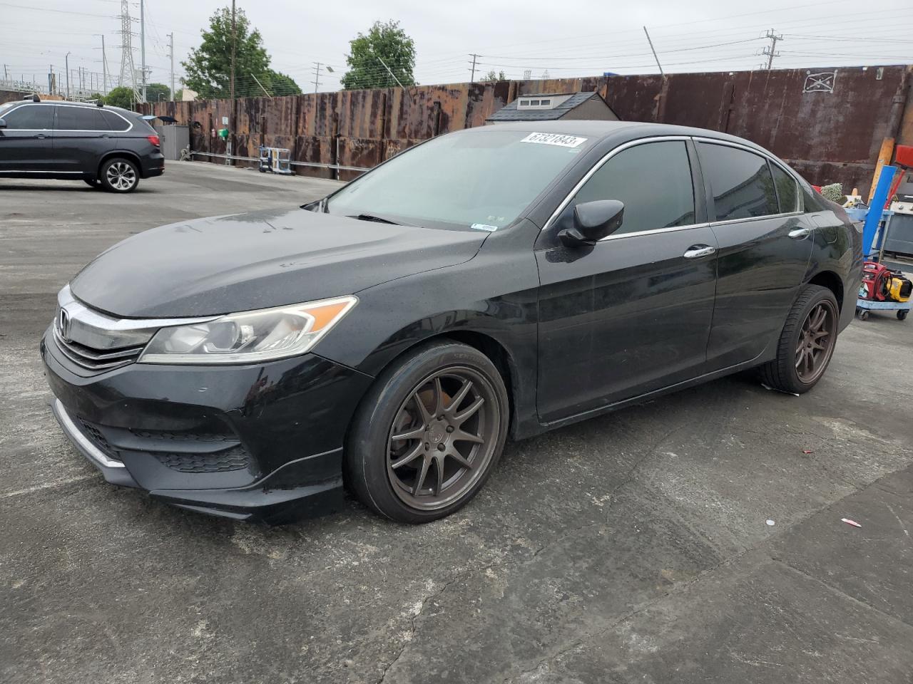 HONDA ACCORD 2017 1hgcr2f34ha196516