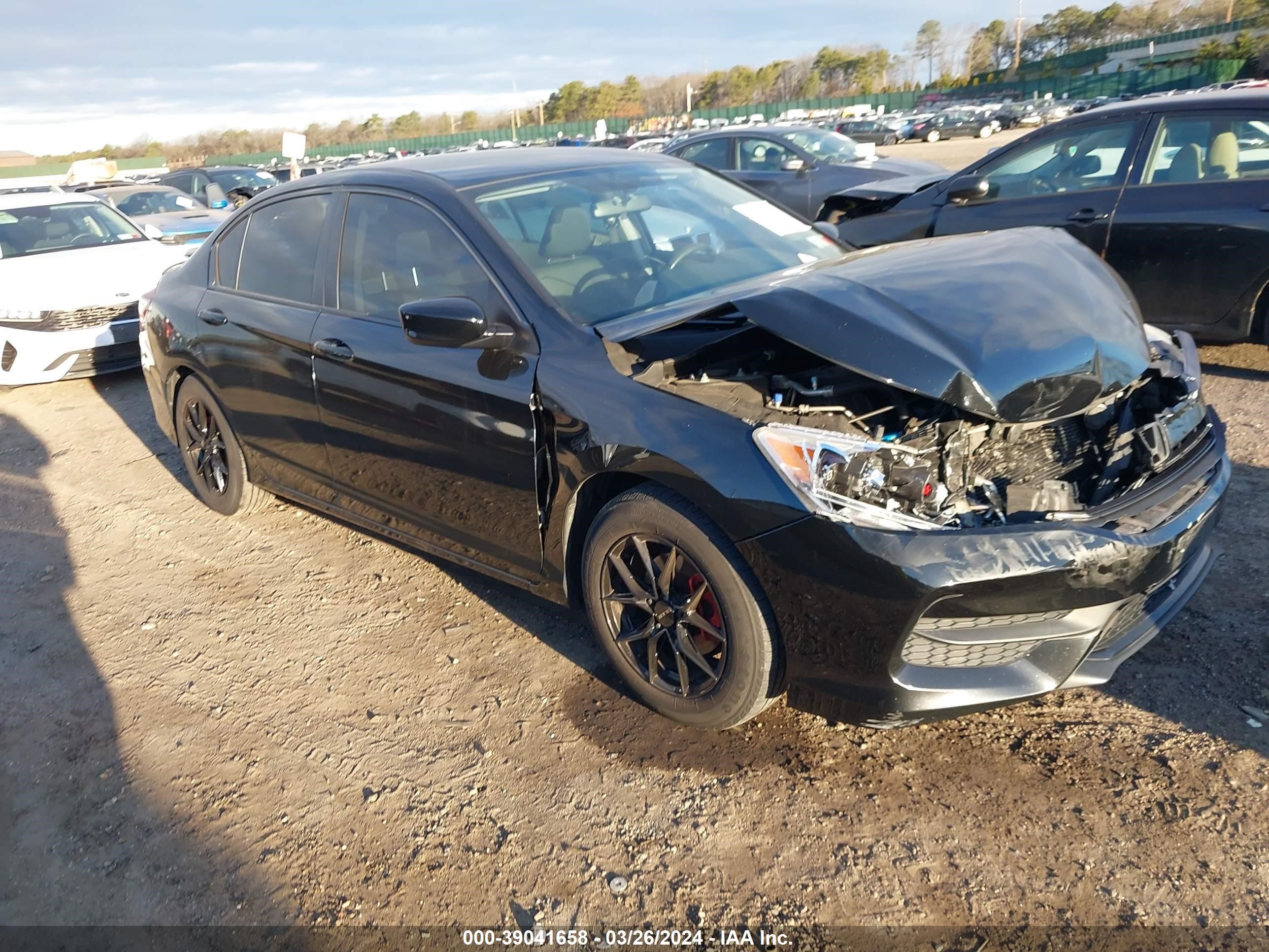 HONDA ACCORD 2017 1hgcr2f35ha121131