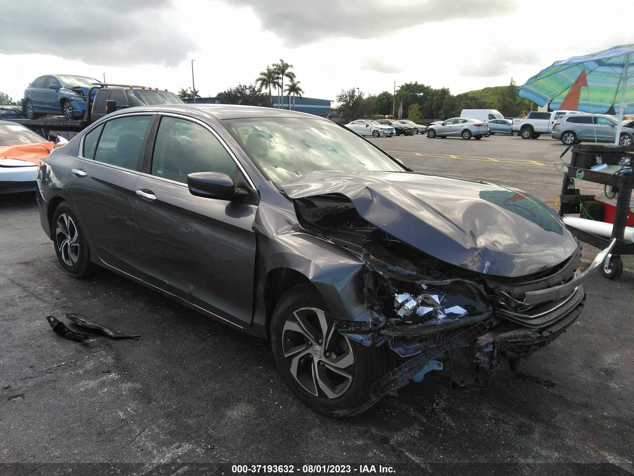 HONDA ACCORD 2017 1hgcr2f35ha121548