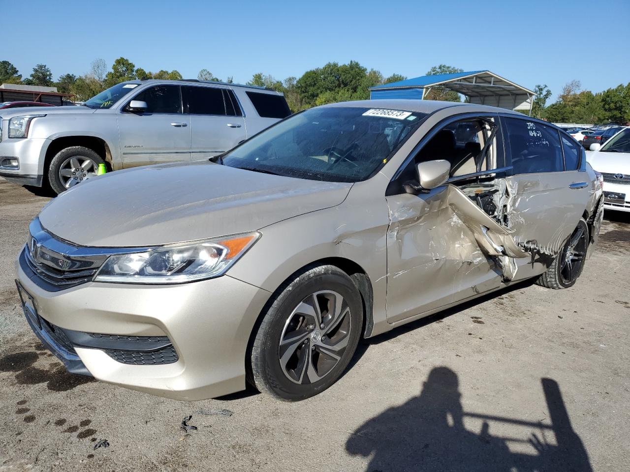 HONDA ACCORD 2017 1hgcr2f35ha132324