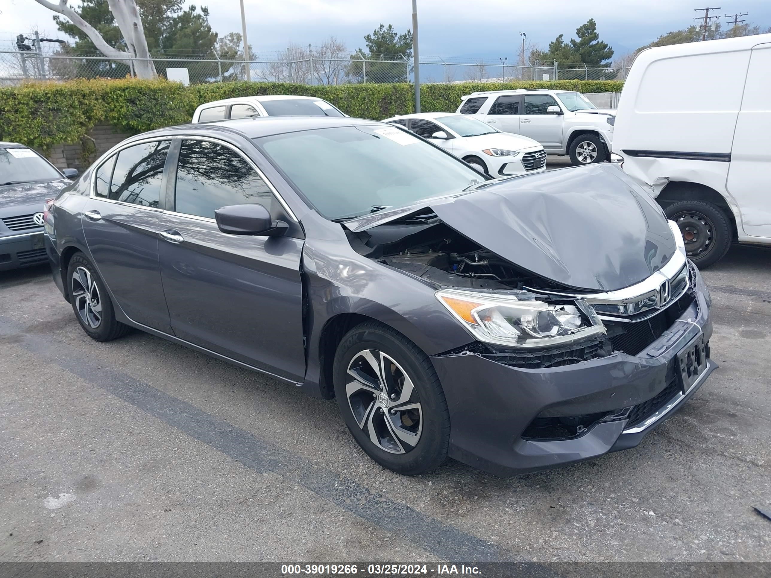 HONDA ACCORD 2017 1hgcr2f35ha149589