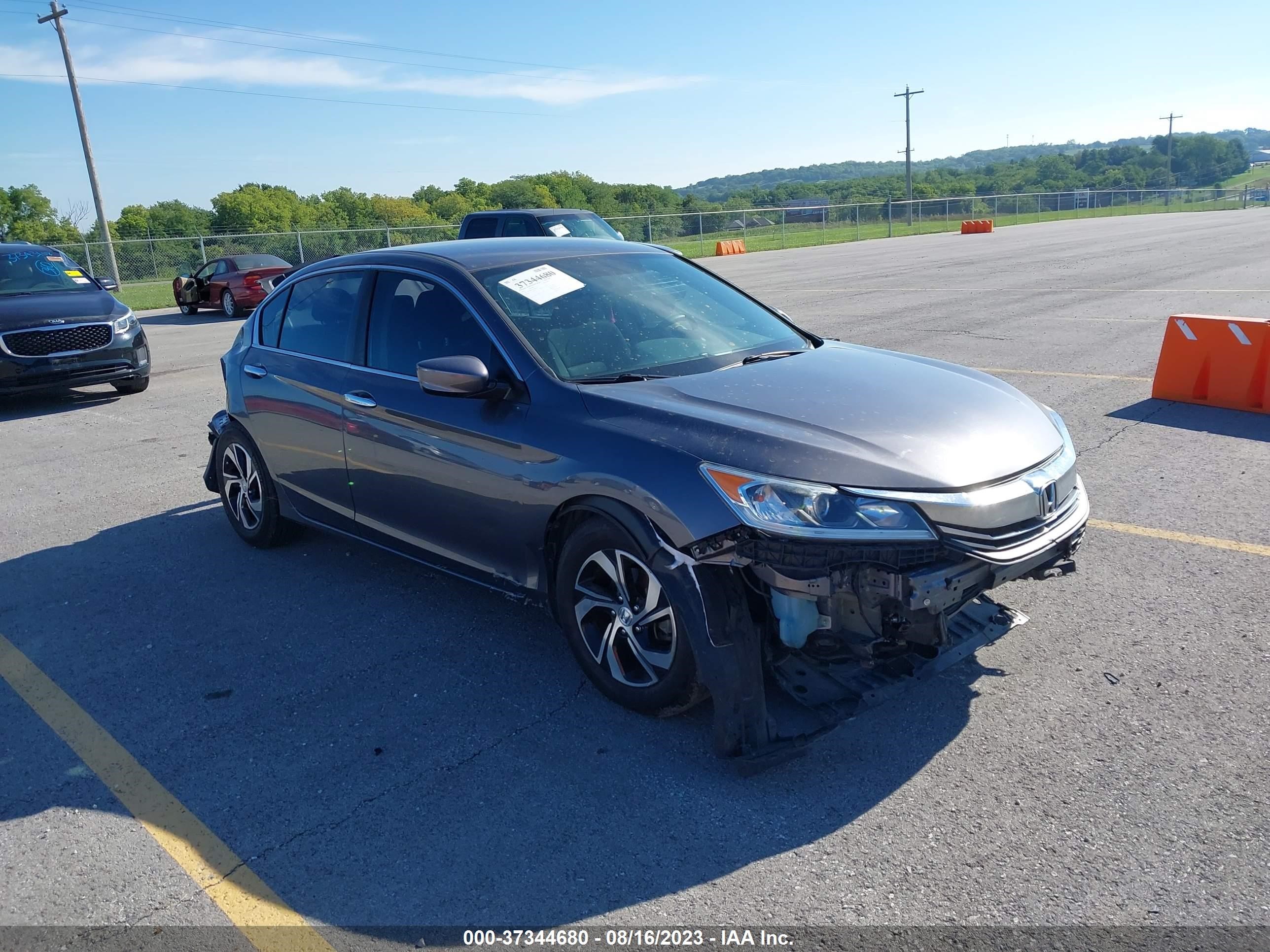 HONDA ACCORD 2017 1hgcr2f35ha290548