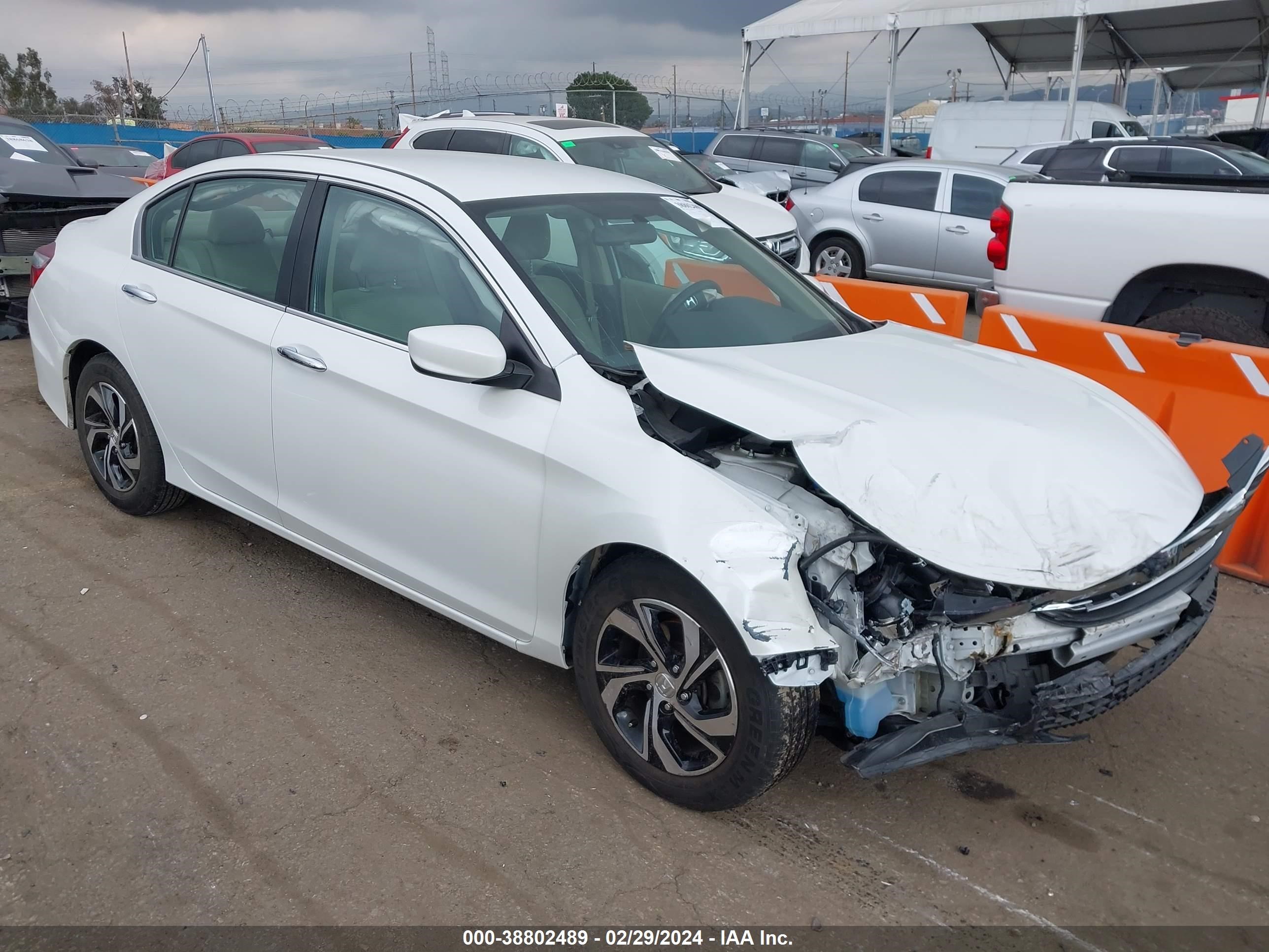 HONDA ACCORD 2017 1hgcr2f36ha140688