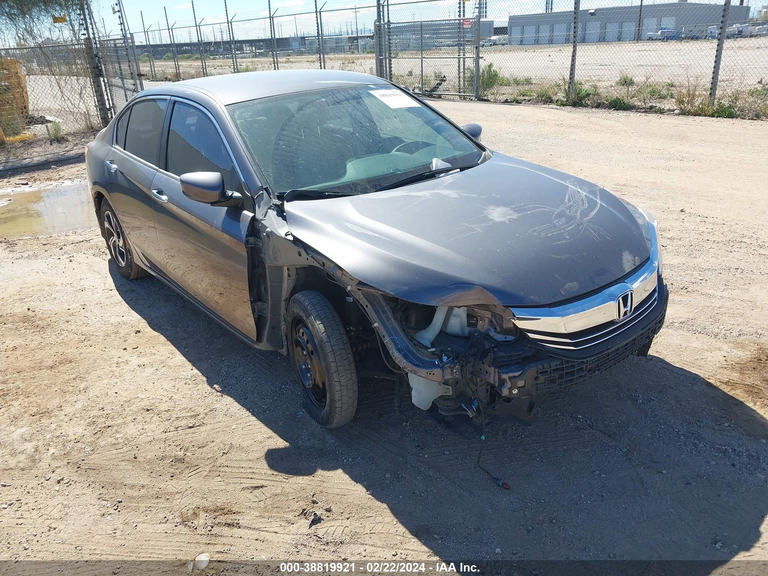 HONDA ACCORD 2017 1hgcr2f37ha286047