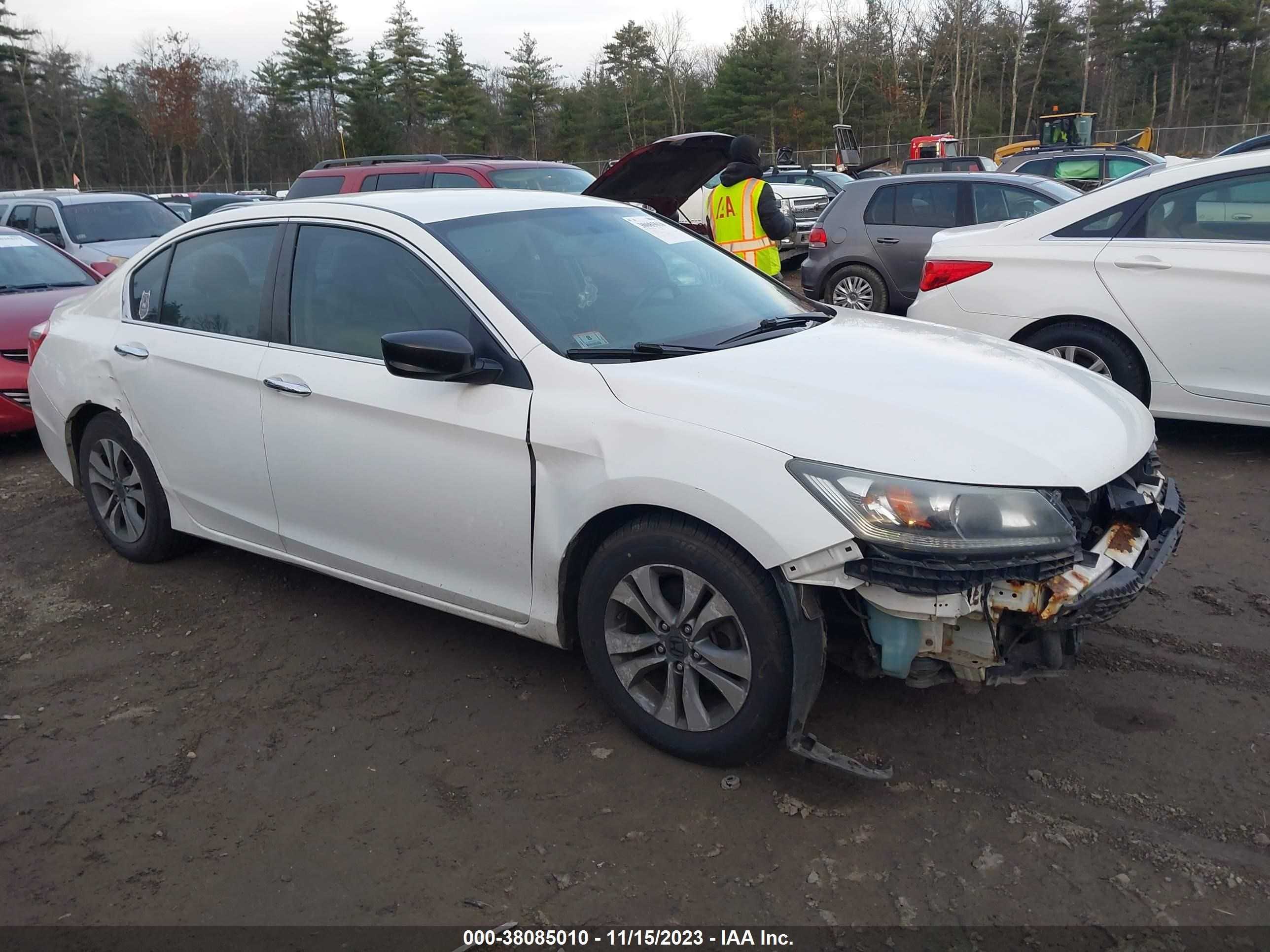 HONDA ACCORD 2015 1hgcr2f38fa059477