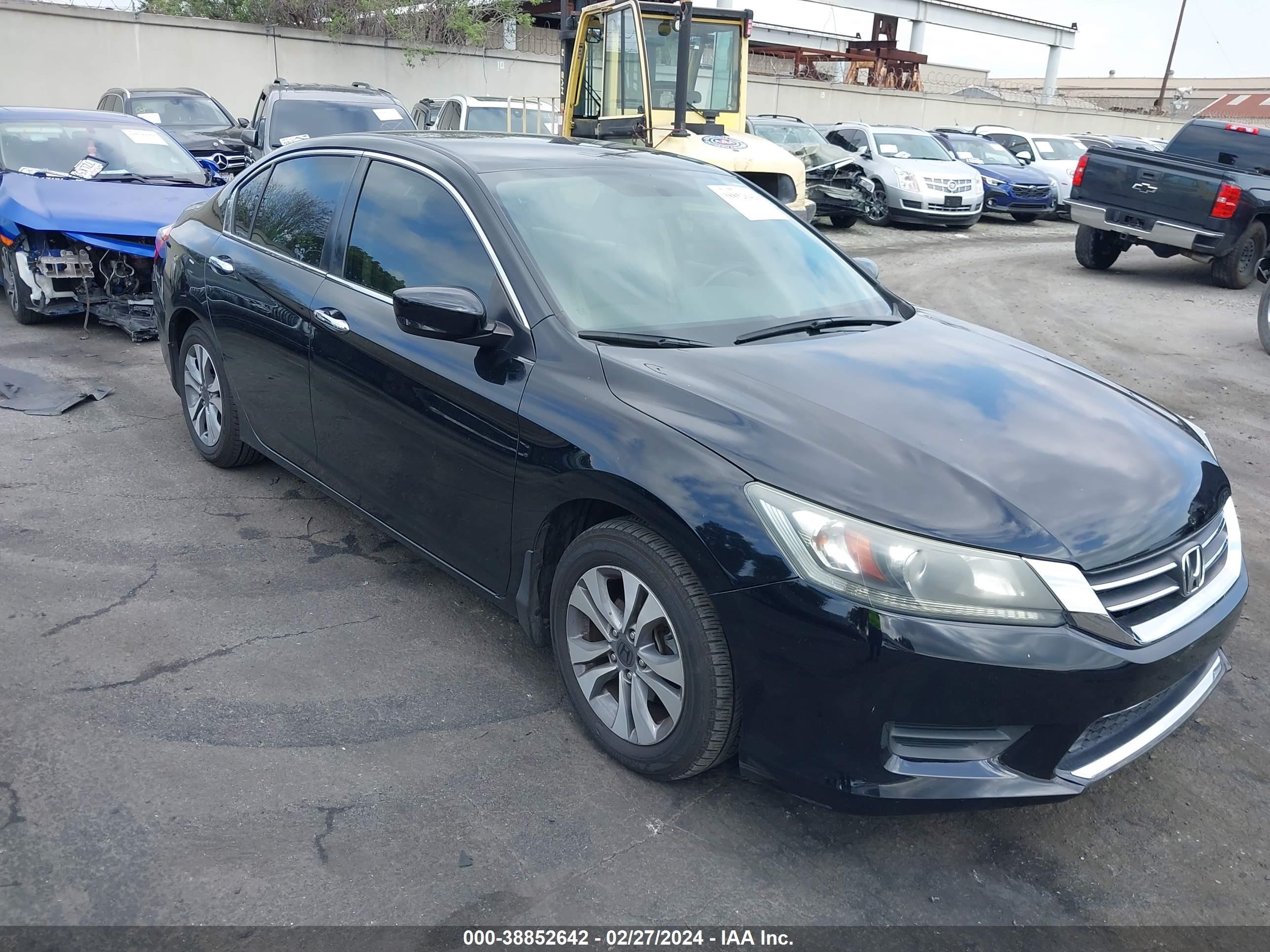 HONDA ACCORD 2015 1hgcr2f38fa184236