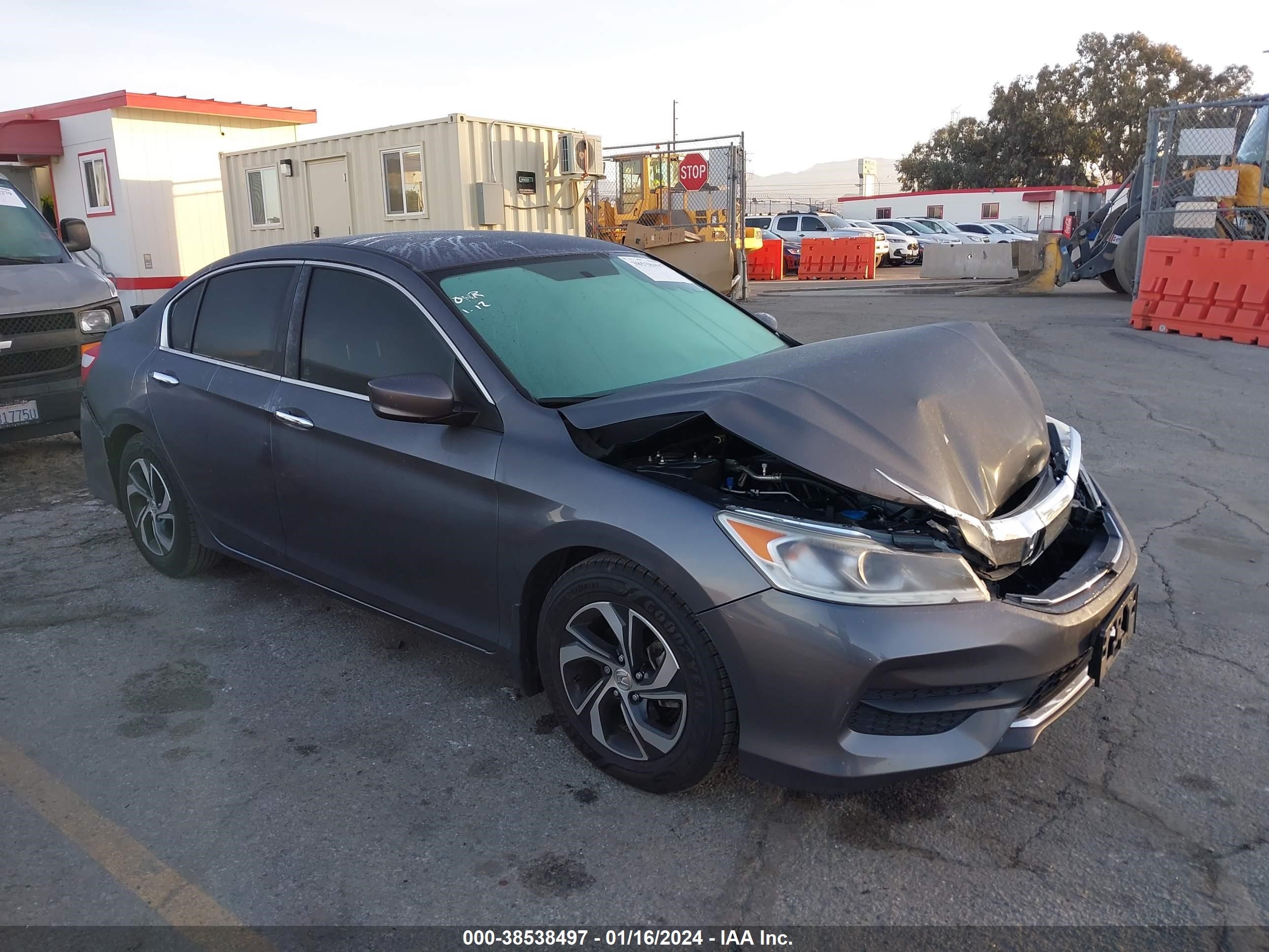 HONDA ACCORD 2016 1hgcr2f38ga158642