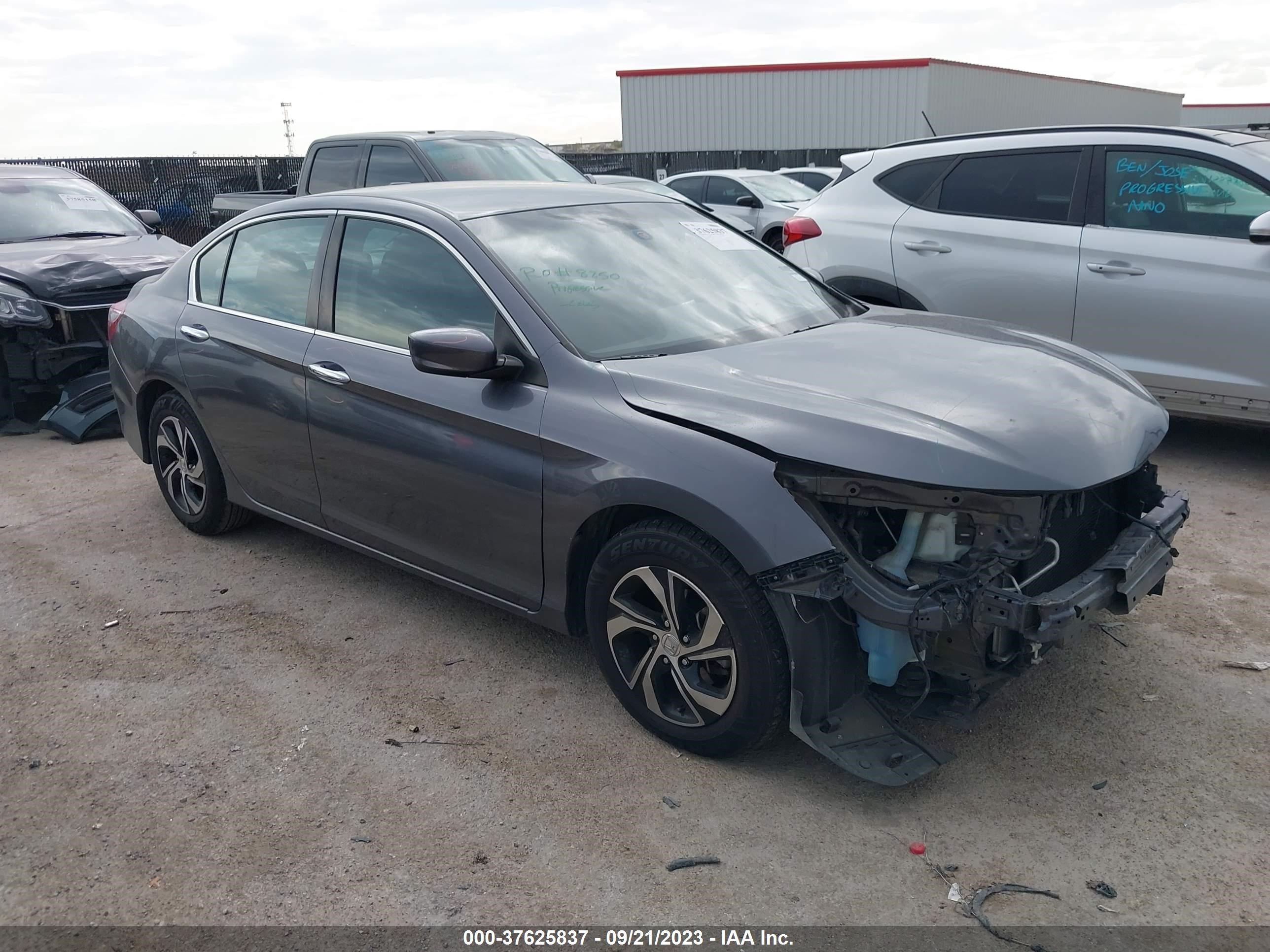 HONDA ACCORD 2017 1hgcr2f39ha134125