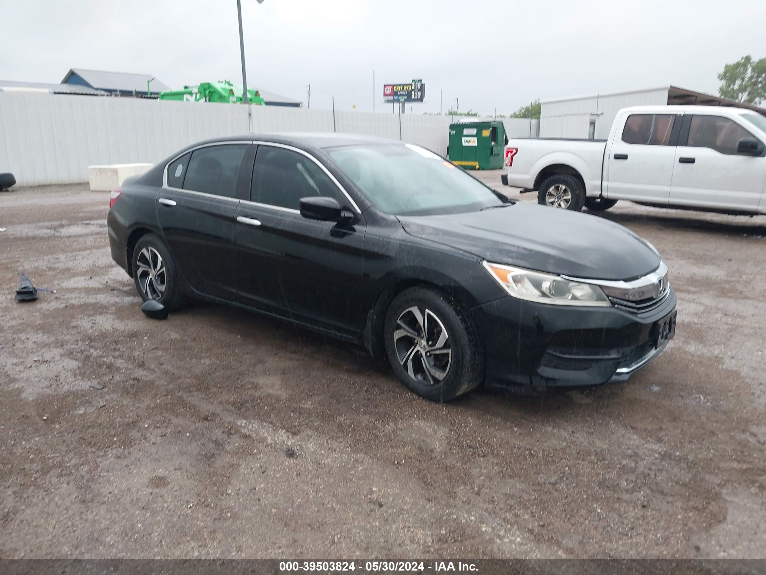 HONDA ACCORD 2017 1hgcr2f39ha299804