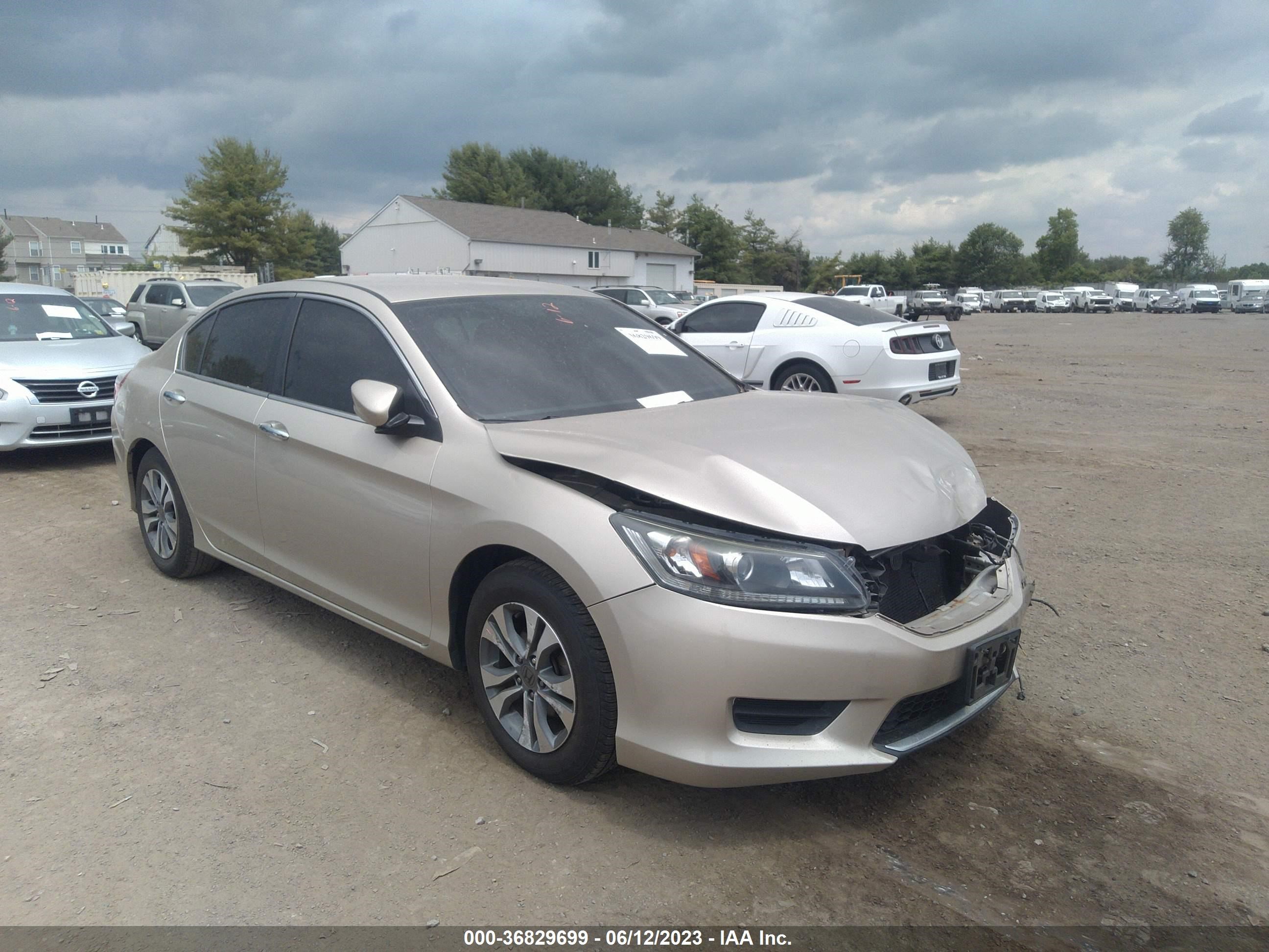 HONDA ACCORD 2015 1hgcr2f3xfa265318