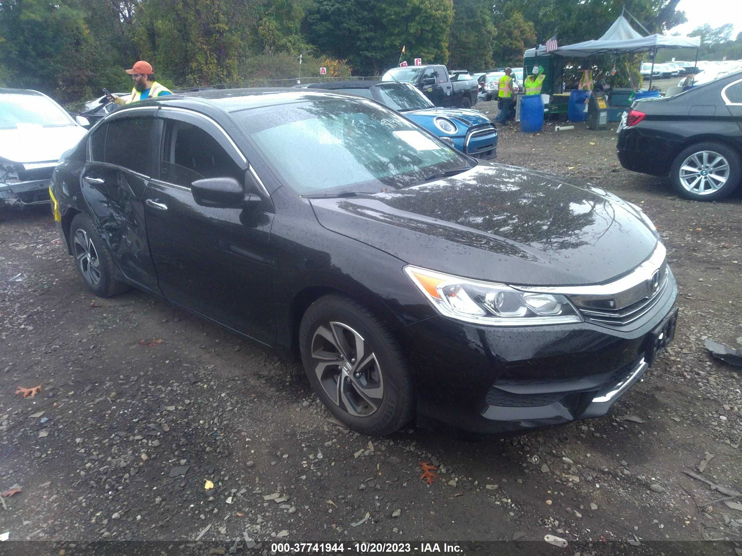 HONDA ACCORD 2017 1hgcr2f3xha000935