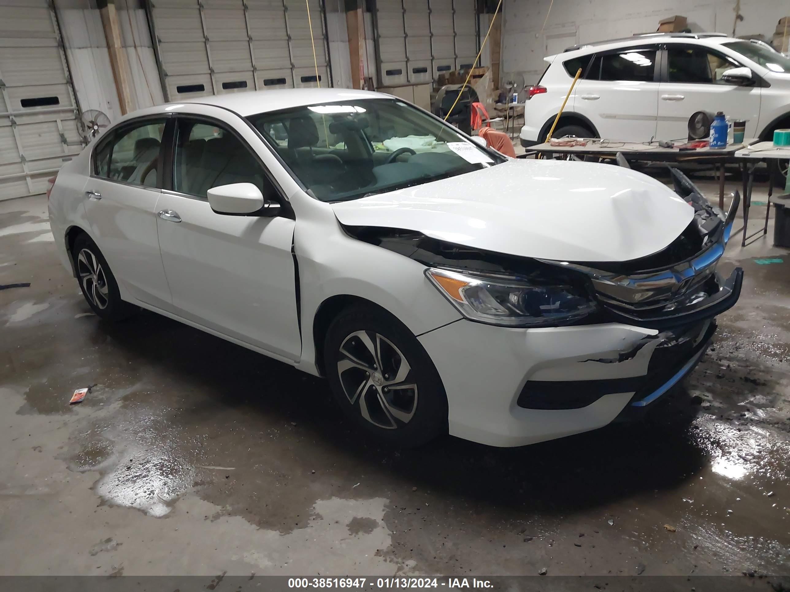 HONDA ACCORD 2017 1hgcr2f3xha241927