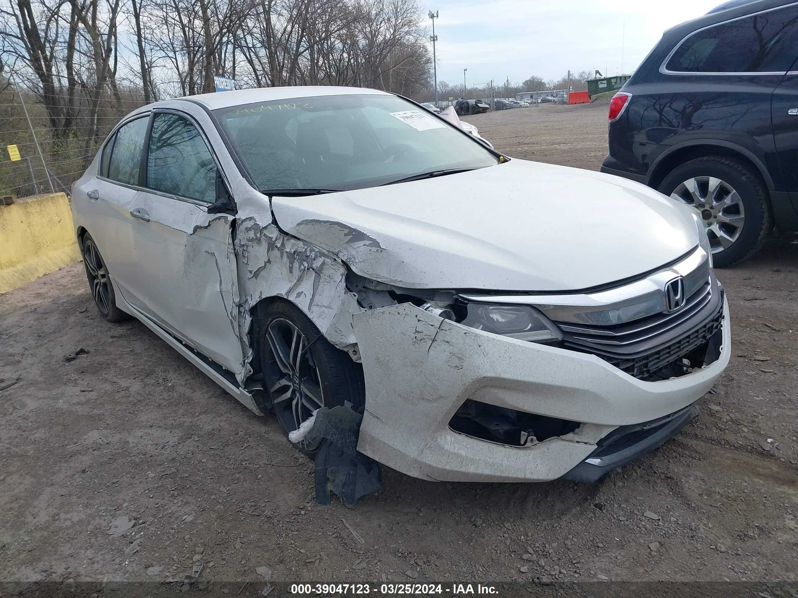 HONDA ACCORD 2016 1hgcr2f50ga059198