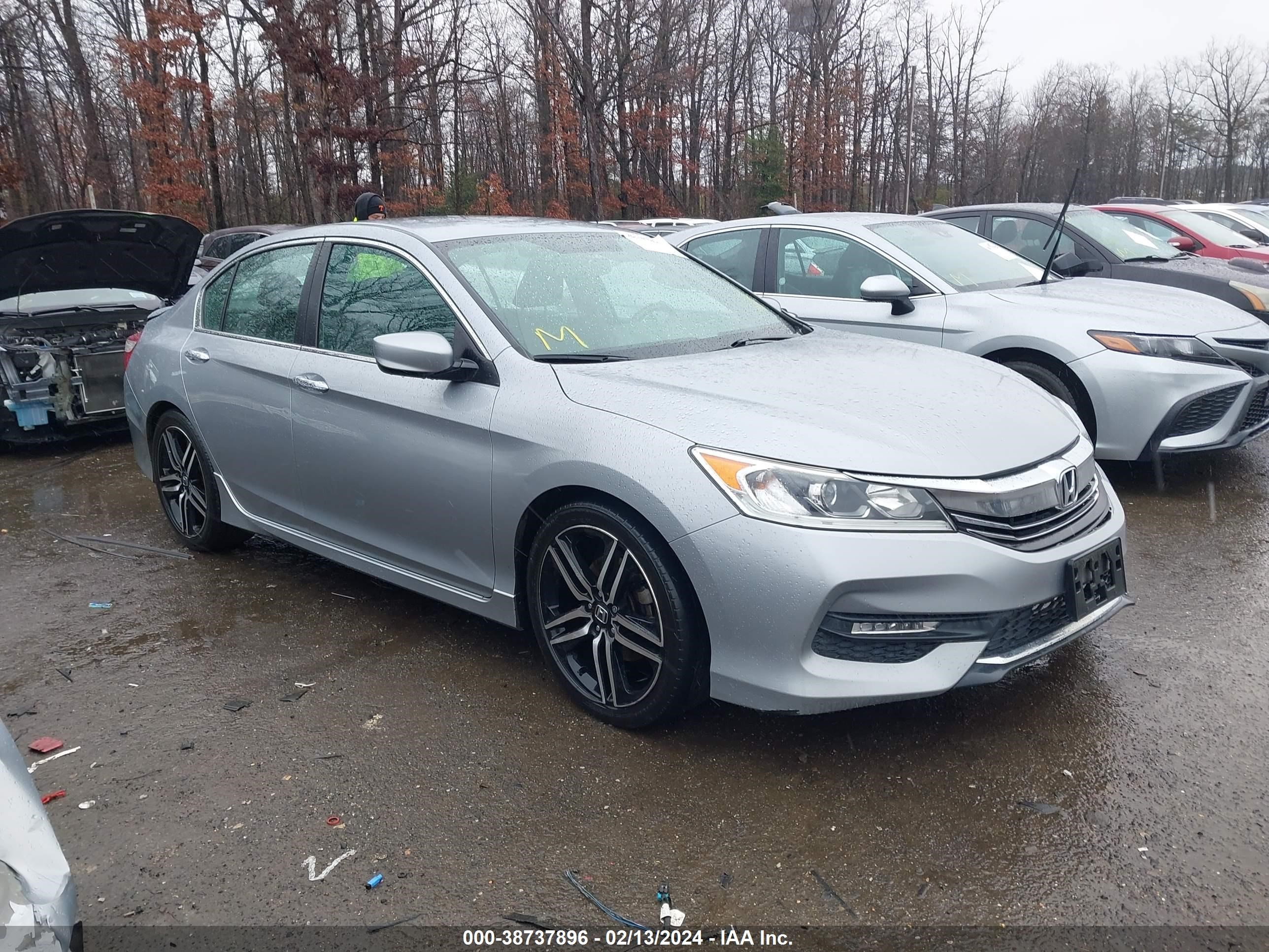 HONDA ACCORD 2017 1hgcr2f50ha073474